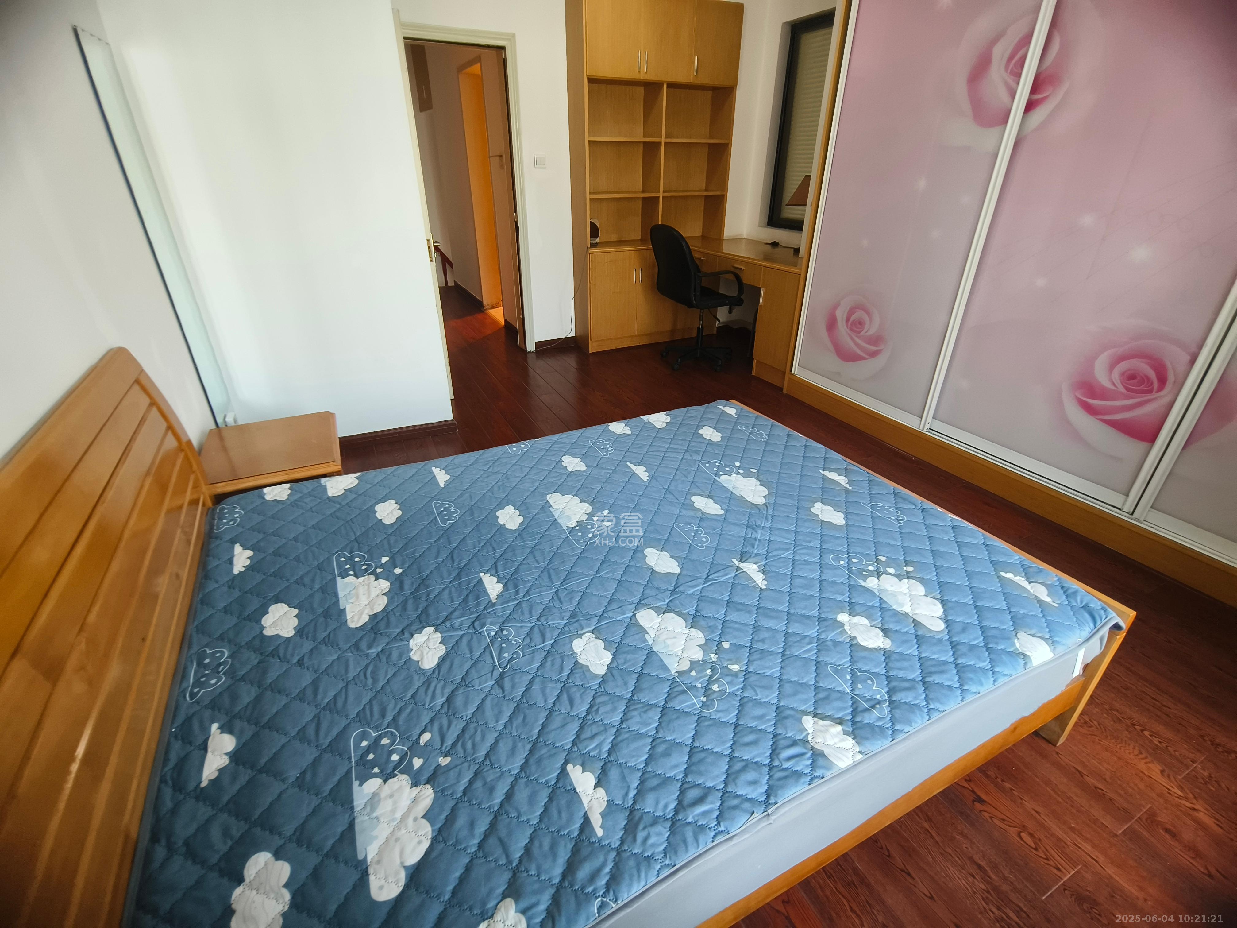 郡原广场  1室1厅1卫   2100.00元/月室内图