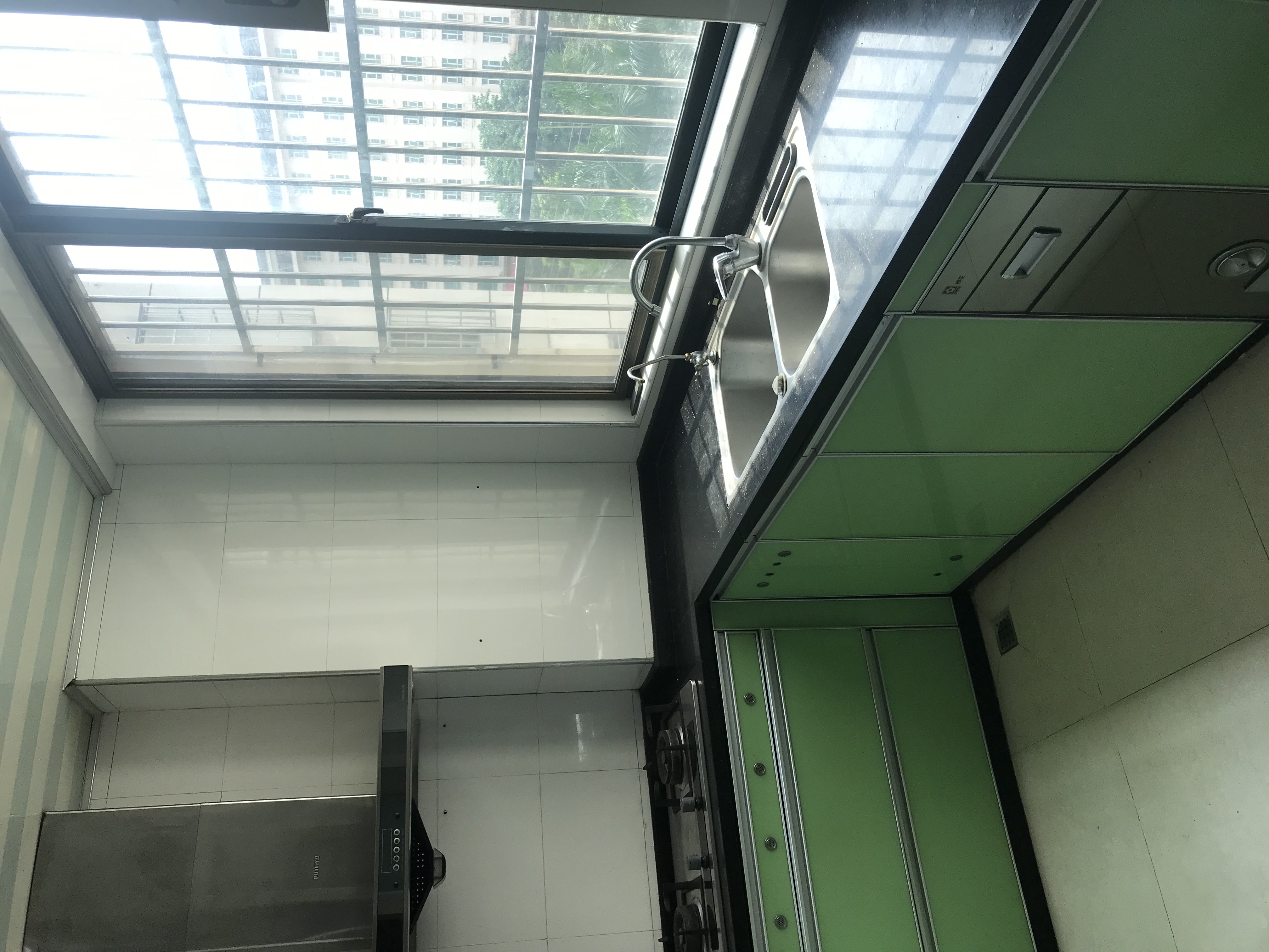 碧湖家园  3室2厅2卫    3000.0元/月 碧湖家园  3室2厅2卫    3000.0元/月室内图