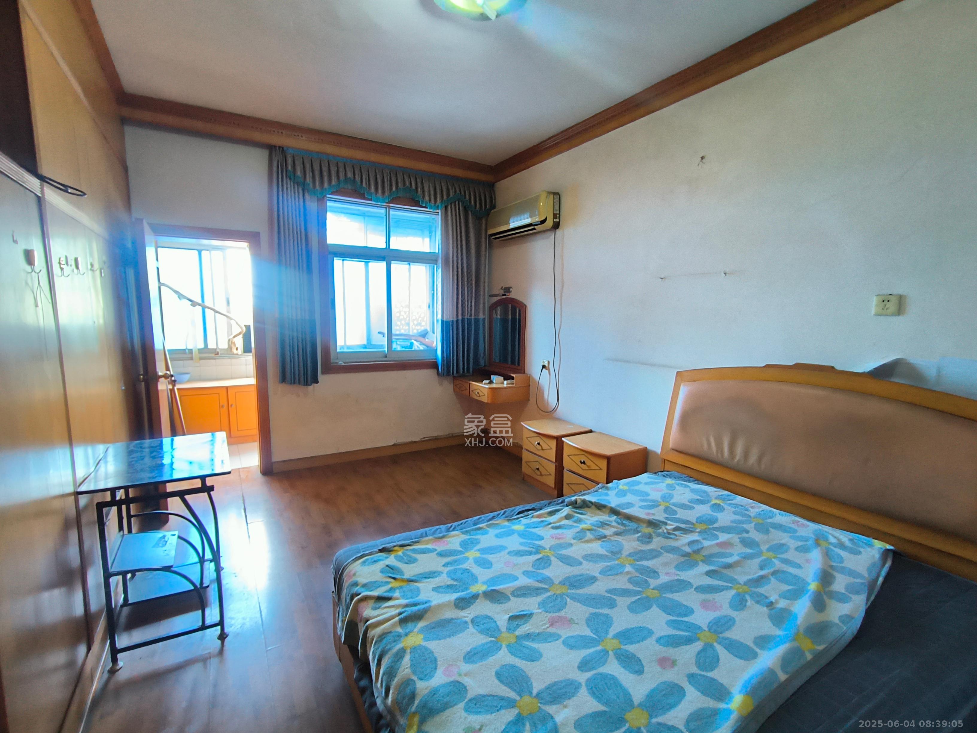 燕山街社区  2室2厅1卫   1500.00元/月室内图