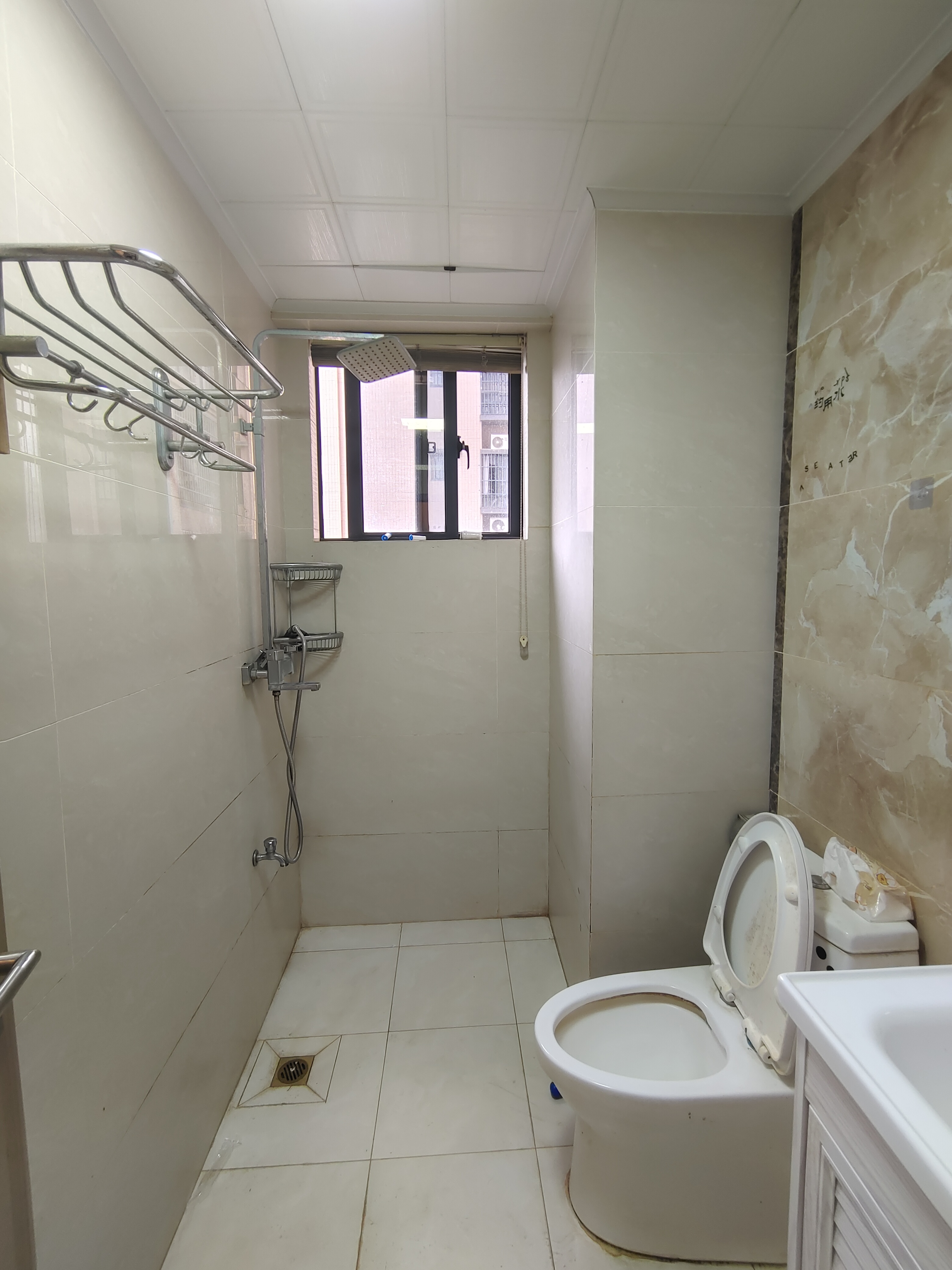 熙海蓝天 3室2厅1卫 2500.0元/月 熙海蓝天 3室2厅1卫 2500.0元/月室内图