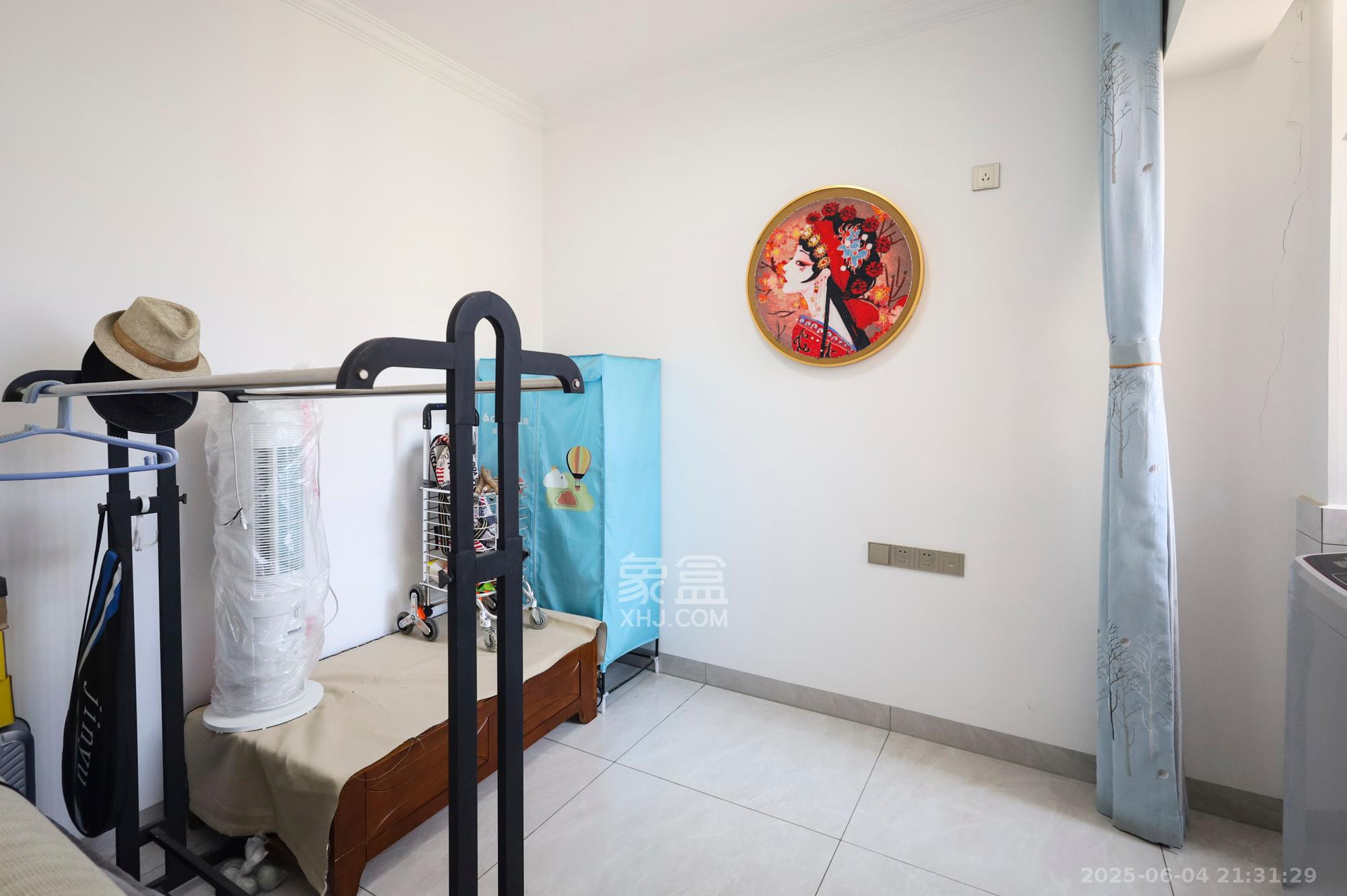 钱隆世家 3室2厅2卫 84.8万 钱隆世家 3室2厅2卫 84.8万卧室