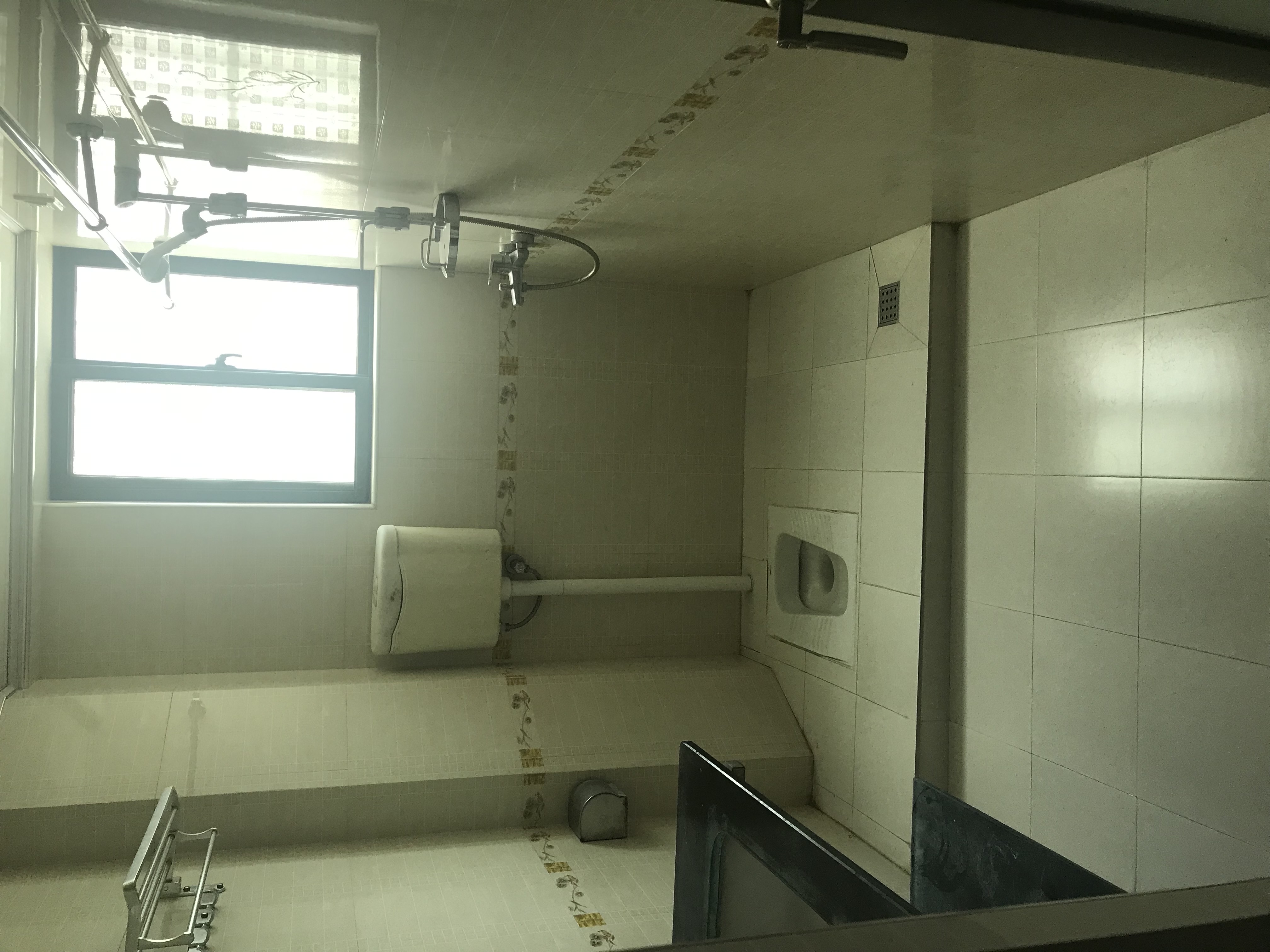 碧湖家园  3室2厅2卫    3000.0元/月 碧湖家园  3室2厅2卫    3000.0元/月室内图