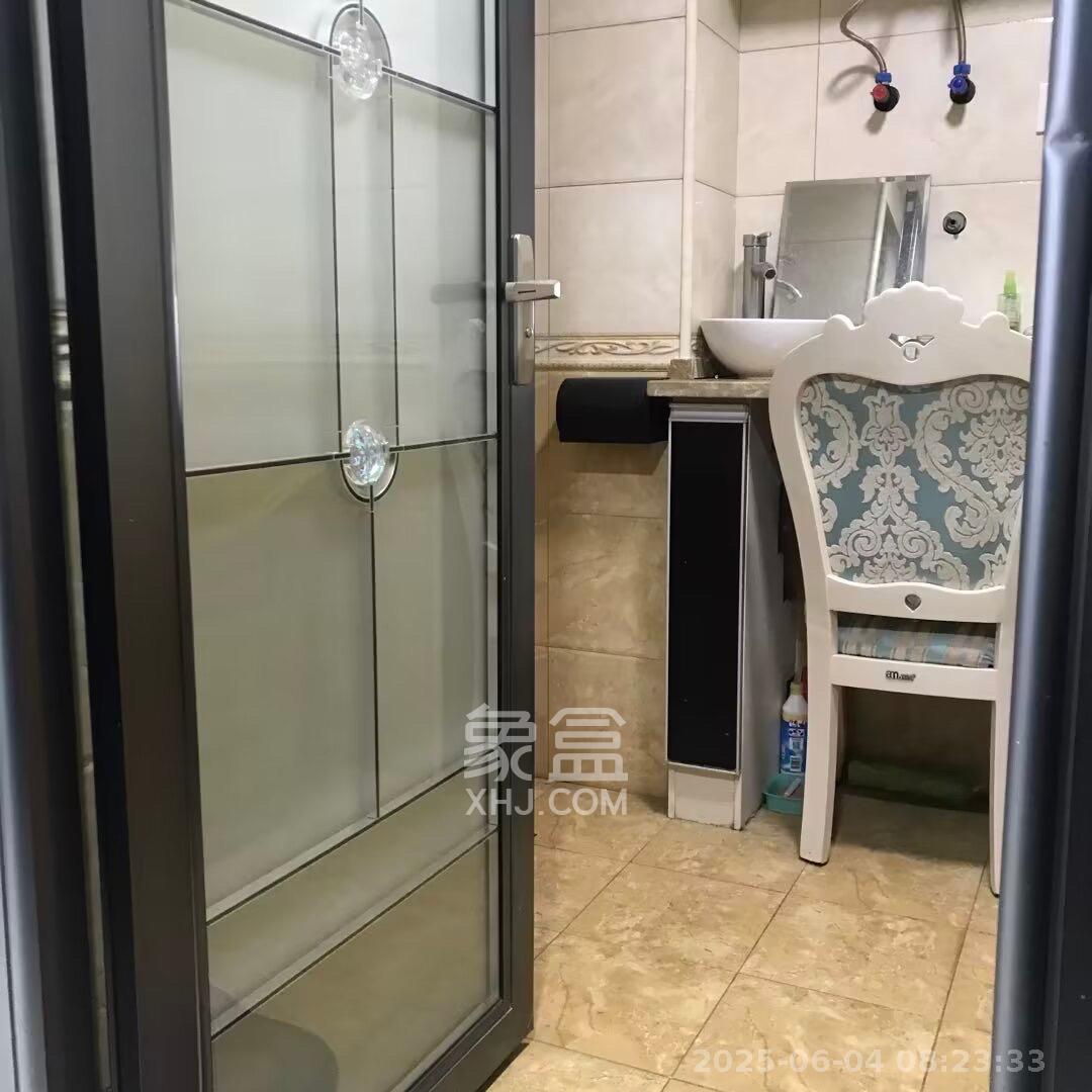 湘腾城市广场  1室1厅1卫   1800.00元/月室内图
