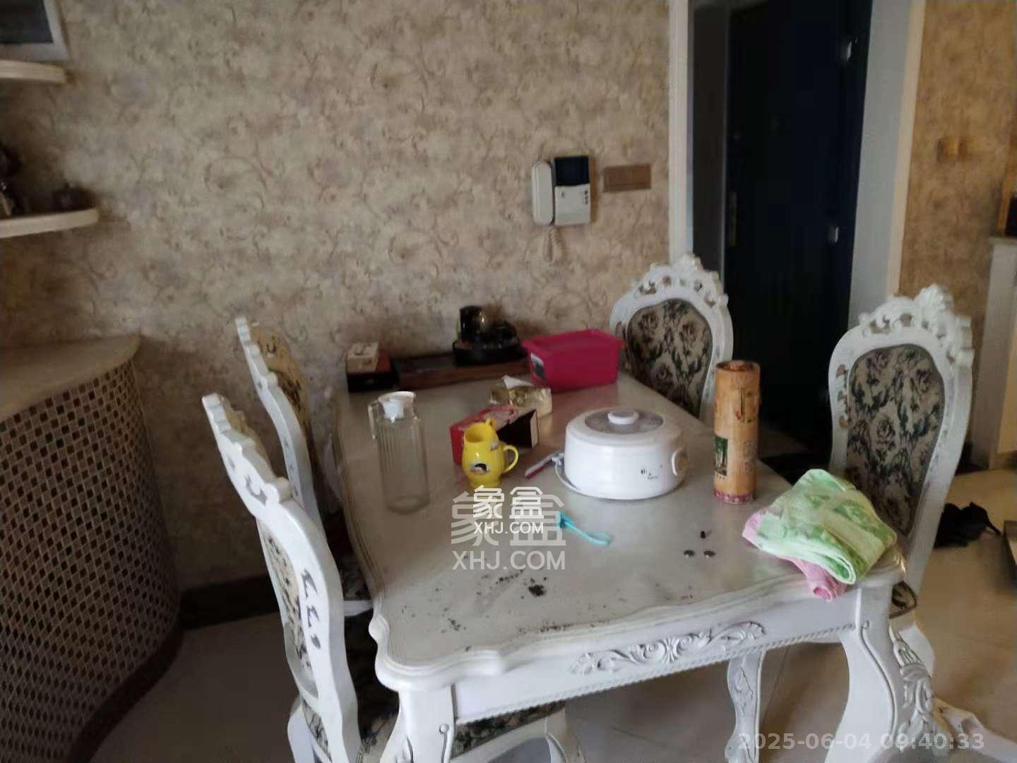 红树湾  3室2厅2卫   2200.00元/月室内图