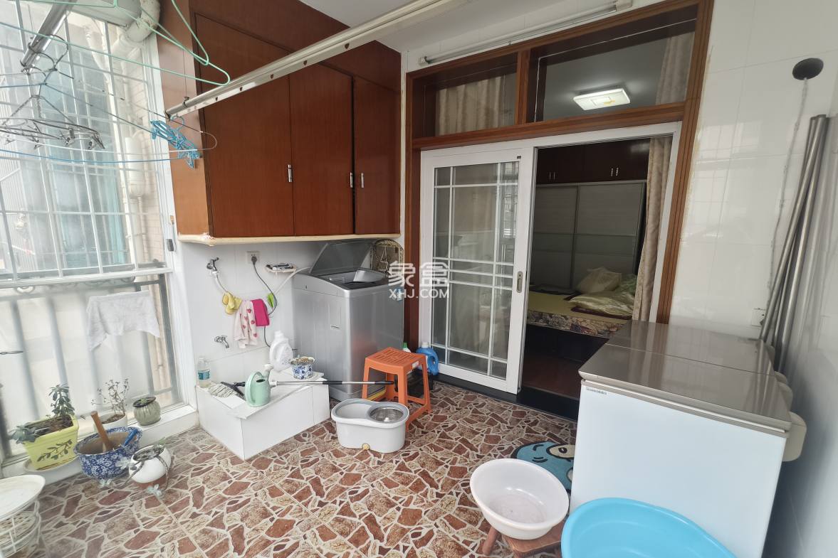 姑苏名园  4室2厅2卫    1800.0元/月 姑苏名园  4室2厅2卫    1800.0元/月室内图