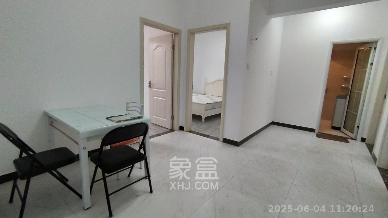 澳海月亮湾  3室2厅1卫   1800.00元/月室内图