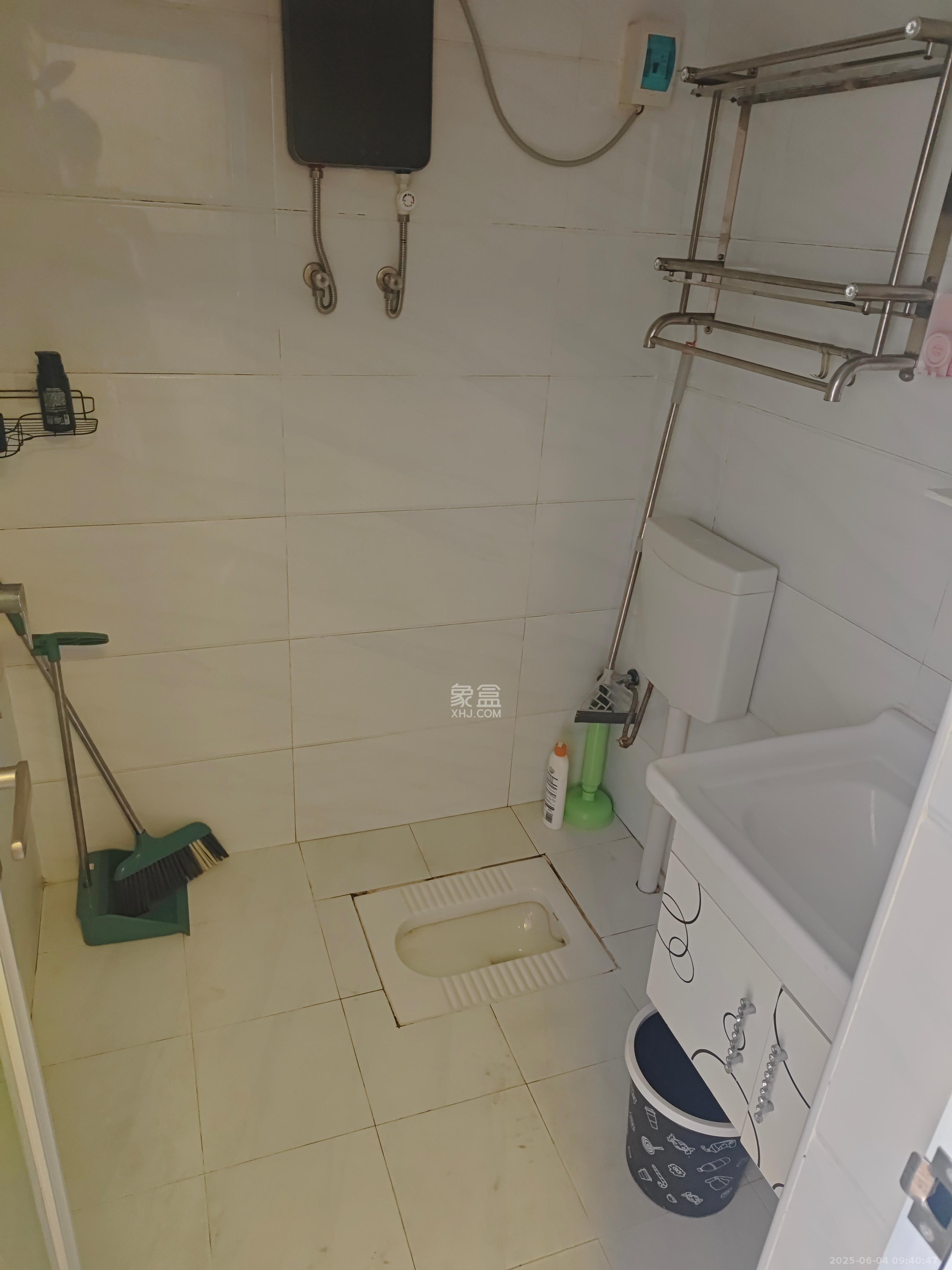 艾美潇湘  1室1厅1卫    1500.0元/月室内图