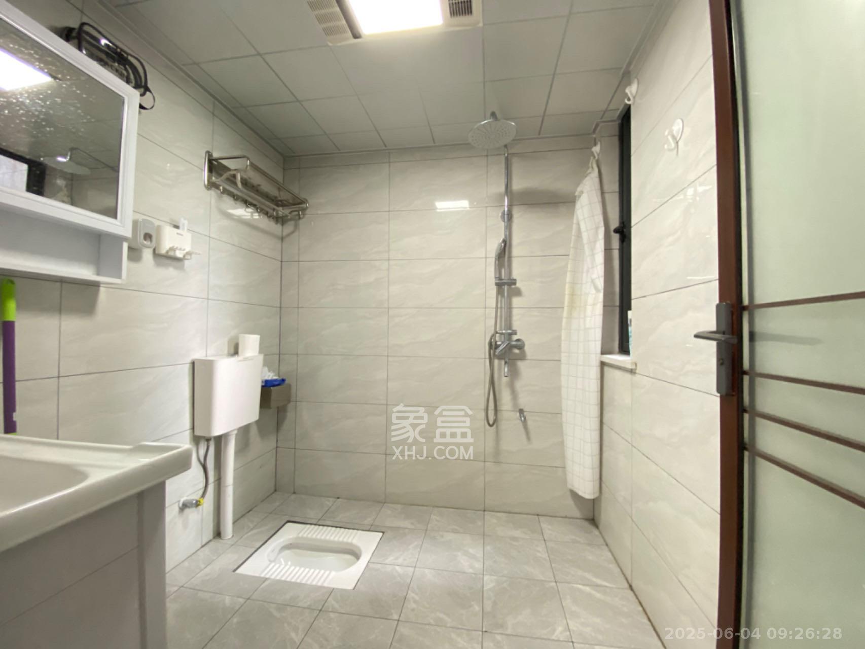 建发中央公园(建发美地) 3室2厅2卫 3700.0元/月 建发中央公园(建发美地) 3室2厅2卫 3700.0元/月室内图