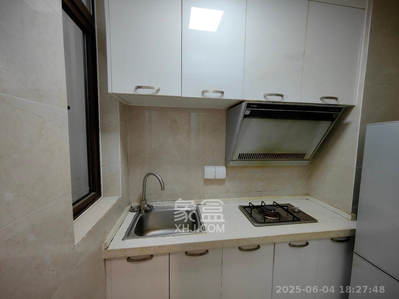 中建信和城  1室1厅1卫   1700.00元/月室内图