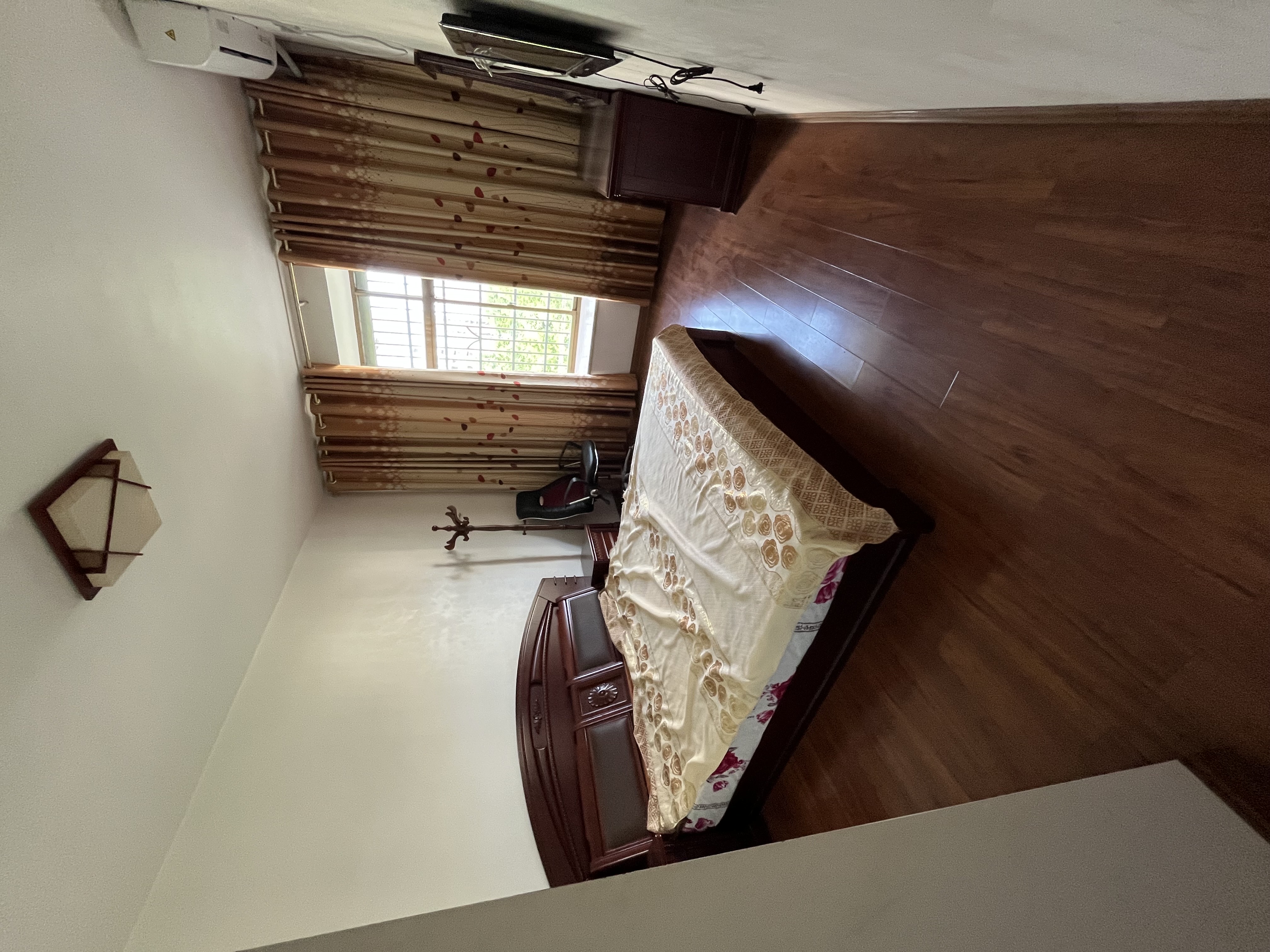 盐业局 1室0厅0卫 1200.0元/月 盐业局 1室0厅0卫 1200.0元/月室内图