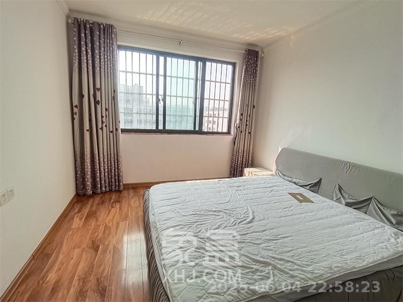 阳光100一期、四五期 3室2厅1卫 2200.0元/月 阳光100一期、四五期 3室2厅1卫 2200.0元/月室内图