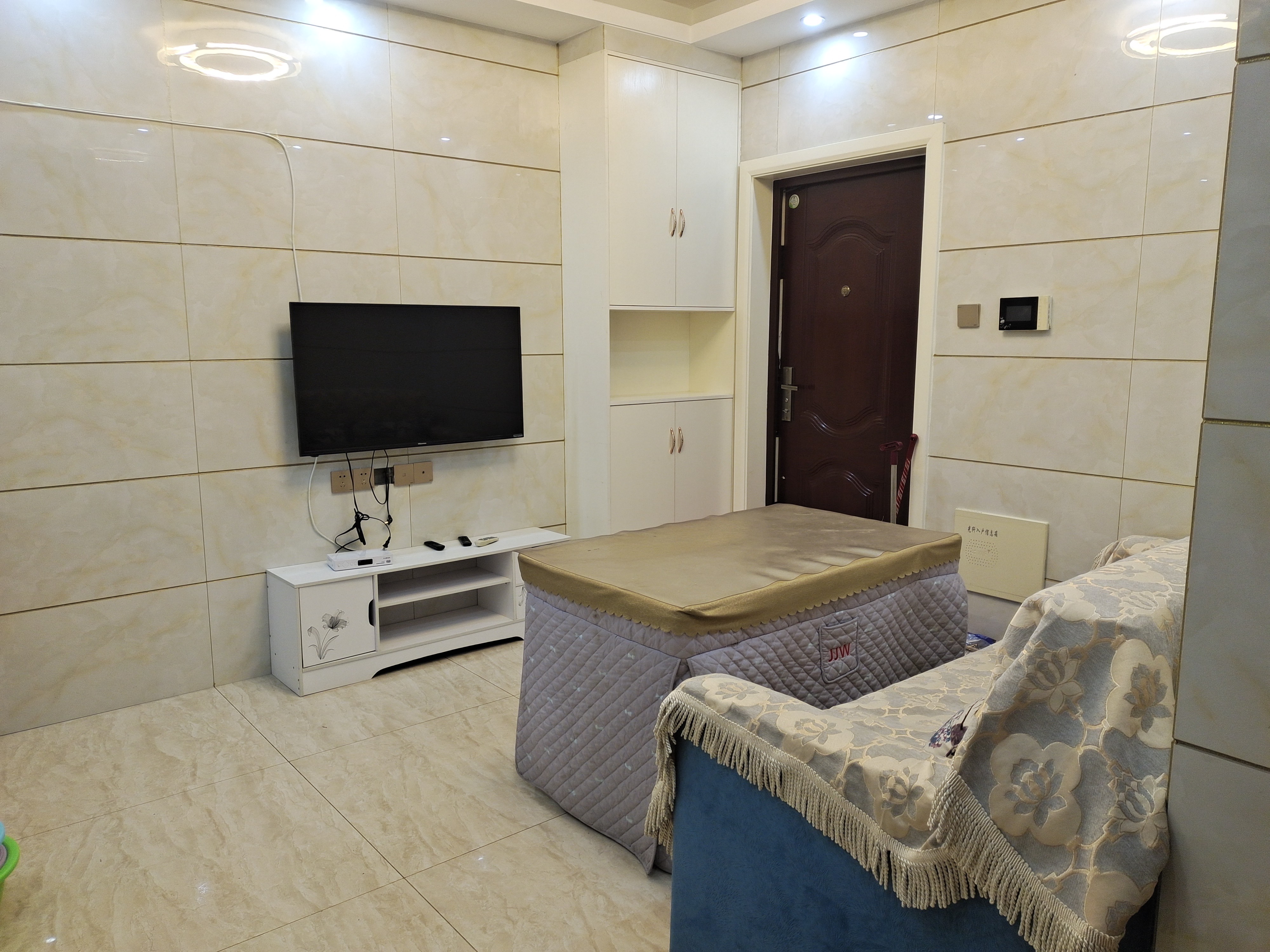 SOHO尚都 2室1厅1卫 1200.0元/月 SOHO尚都 2室1厅1卫 1200.0元/月室内图