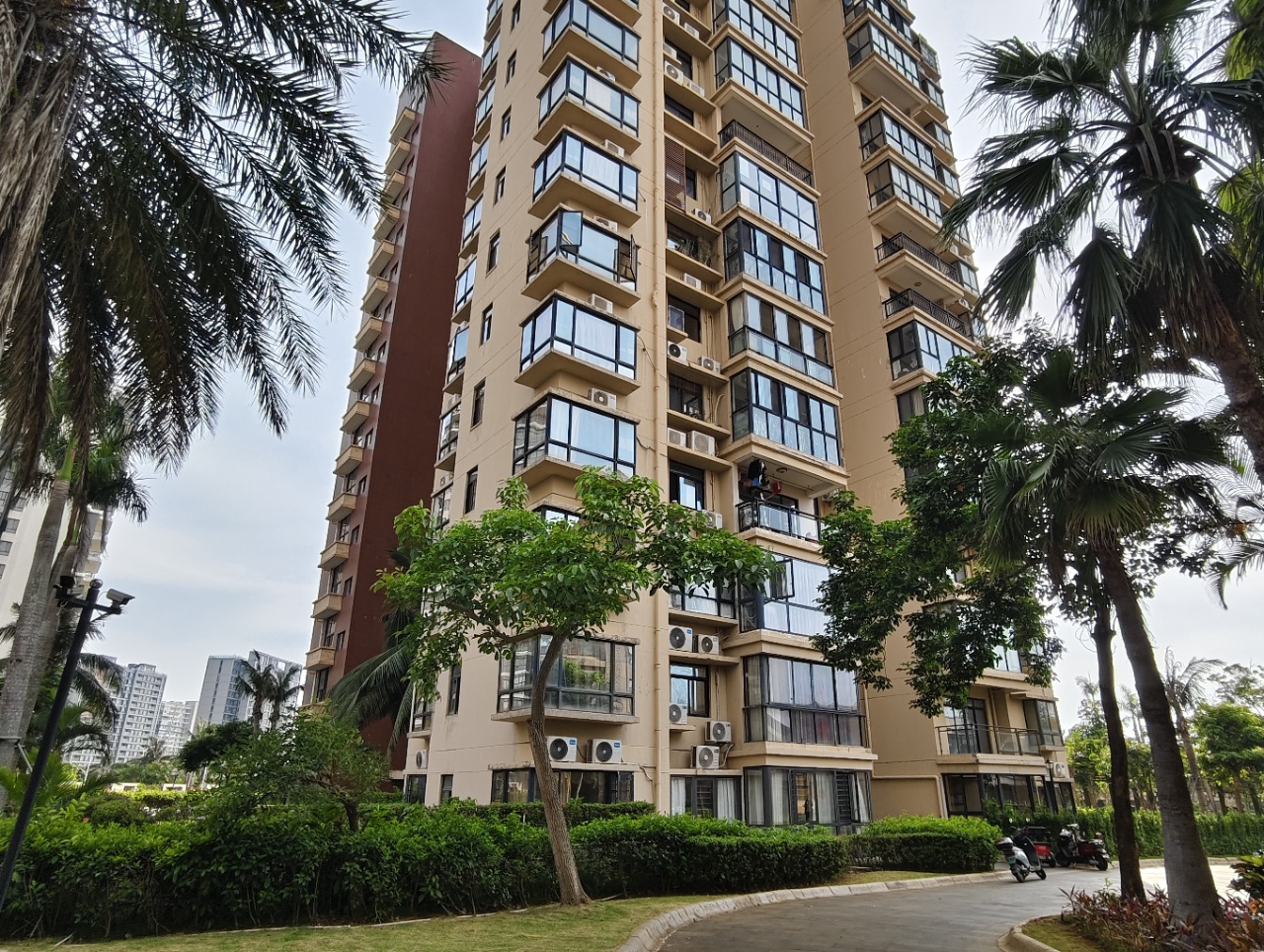 西海瑞园 1室1厅1卫 76.0万 西海瑞园 1室1厅1卫 76.0万室内图