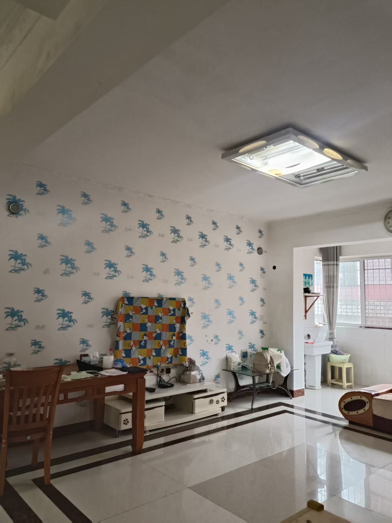 旭华新村  3室2厅2卫   1280.00元/月室内图