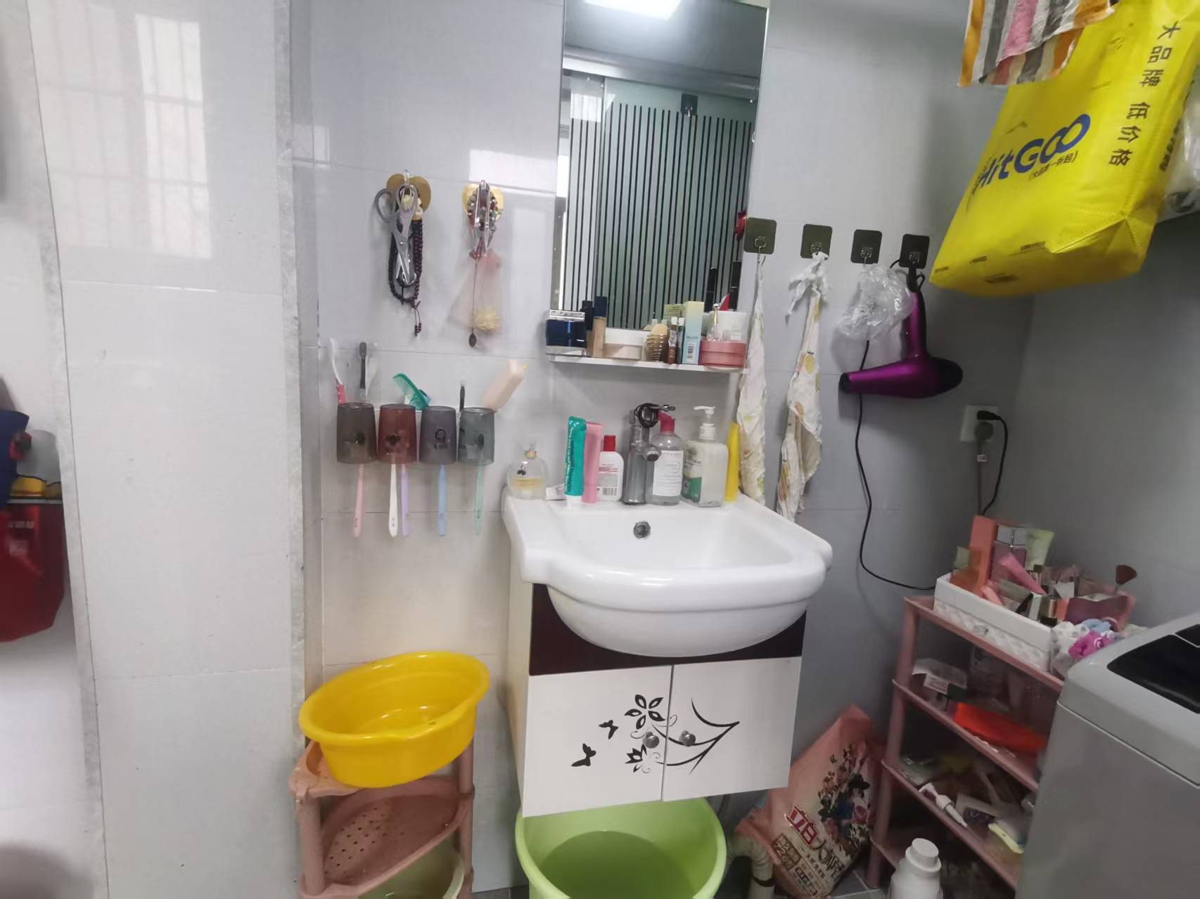 桃花仑大渡口社区  2室1厅1卫    700.0元/月 桃花仑大渡口社区  2室1厅1卫    700.0元/月室内图