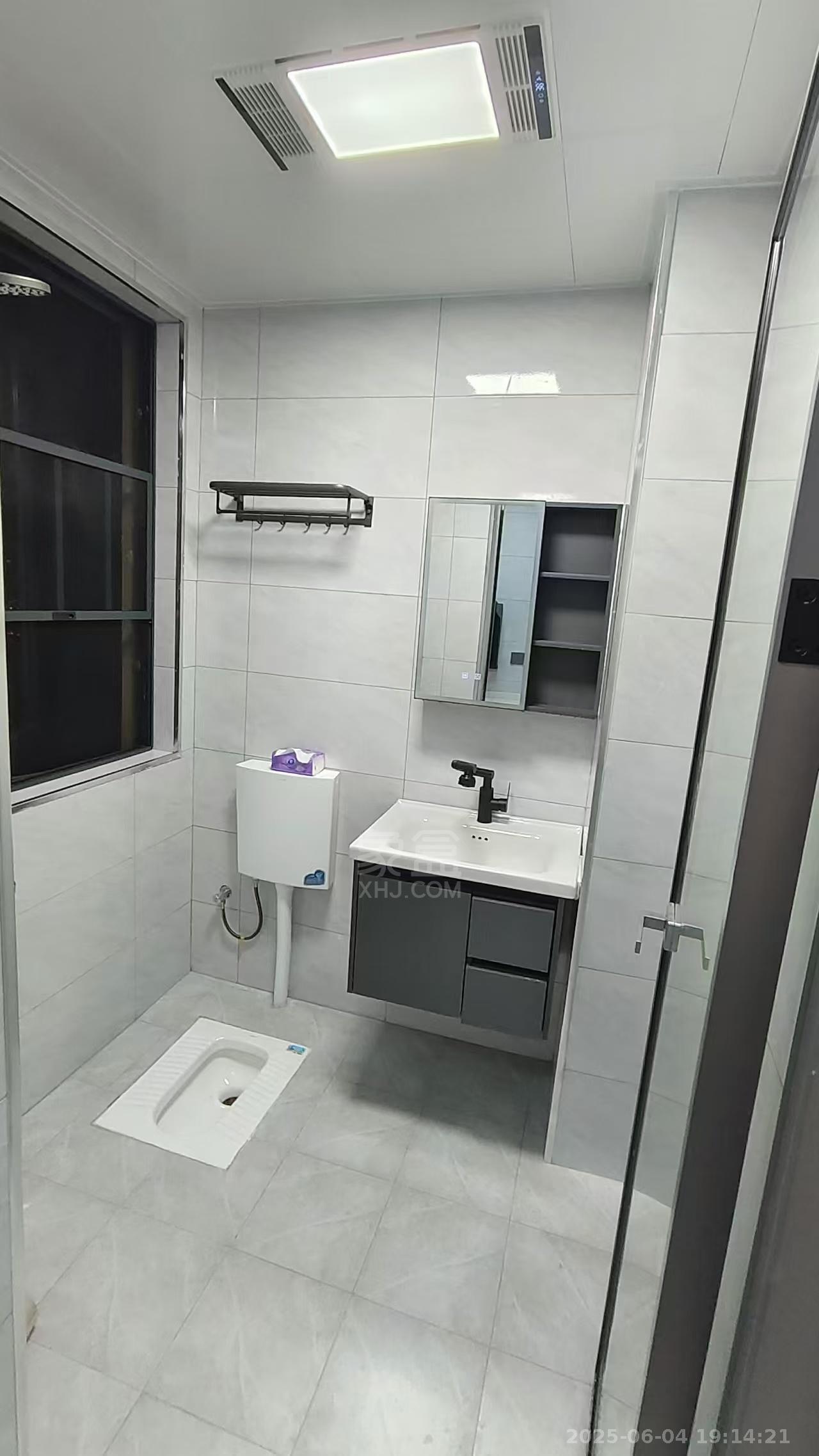 中建江湾壹号 2室1厅1卫 1800.0元/月 中建江湾壹号 2室1厅1卫 1800.0元/月室内图