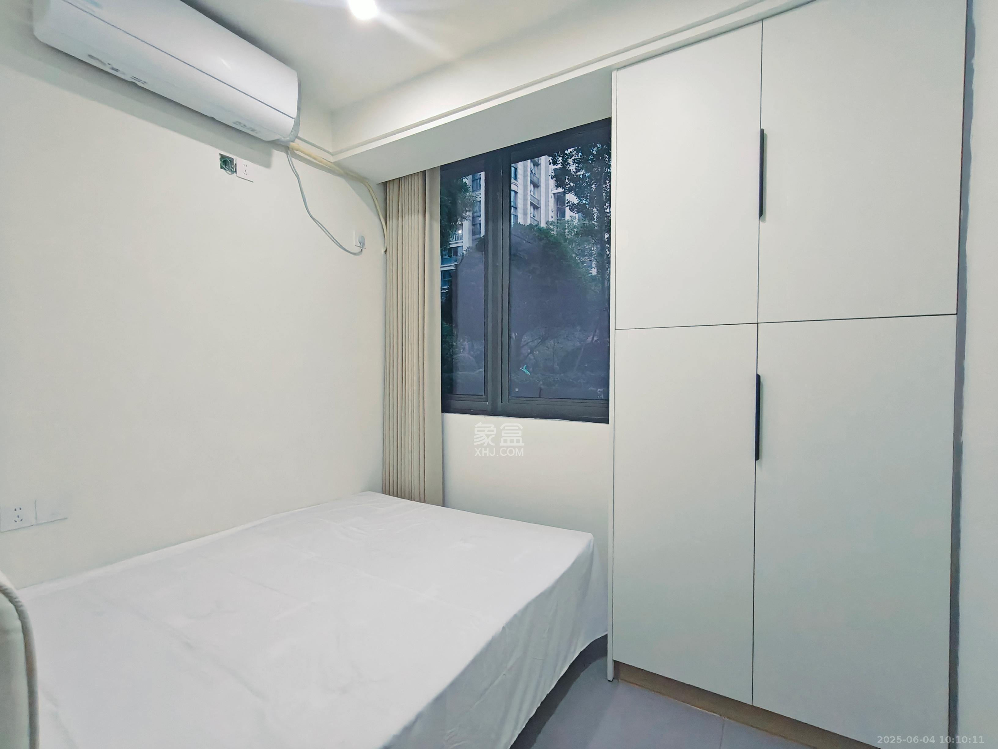 明昇壹城(明昇时代广场)一期  1室1厅1卫    800.0元/月 明昇壹城(明昇时代广场)一期  1室1厅1卫    800.0元/月