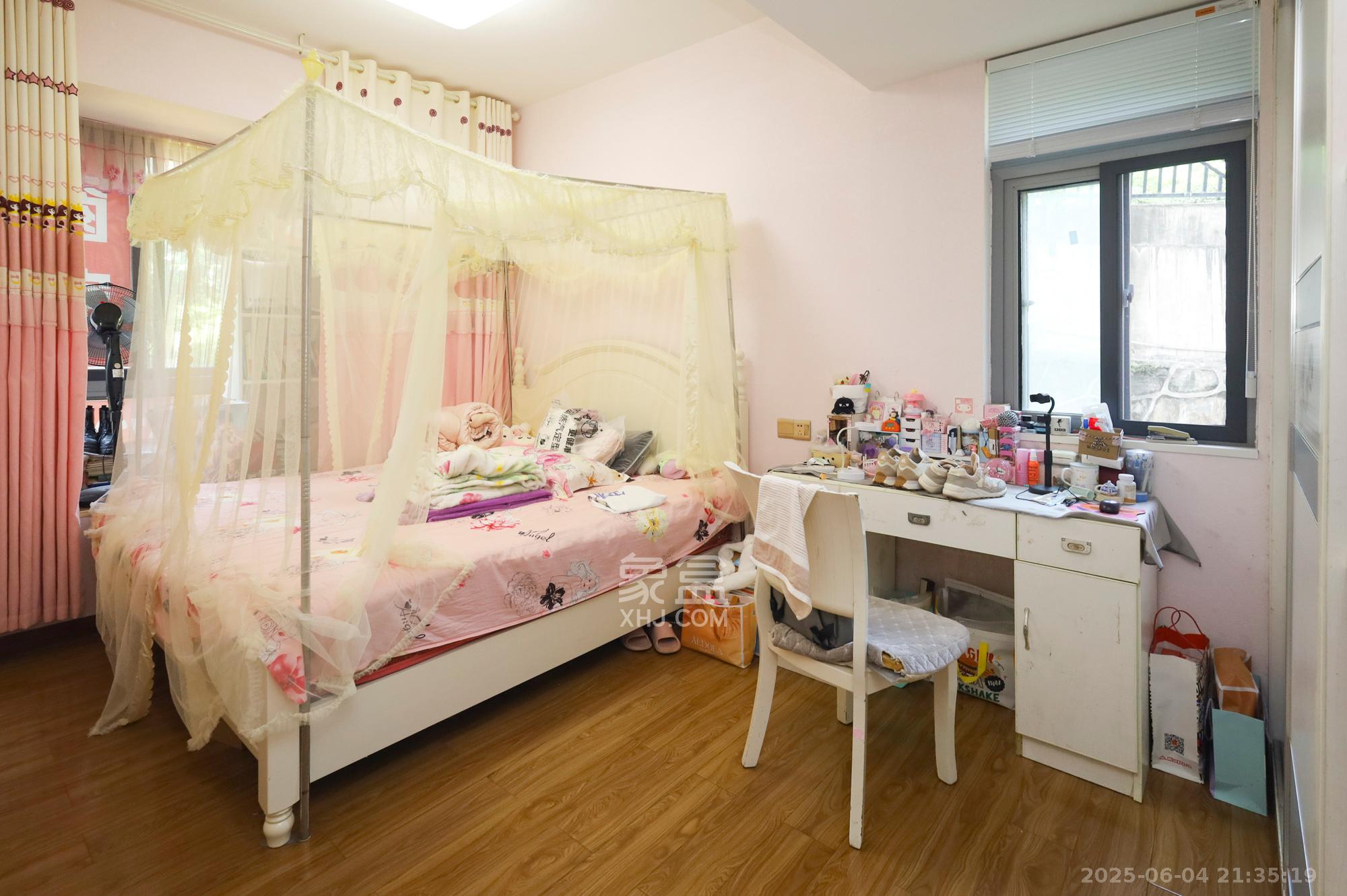 钱隆世家 3室2厅2卫 112.0万 钱隆世家 3室2厅2卫 112.0万卧室