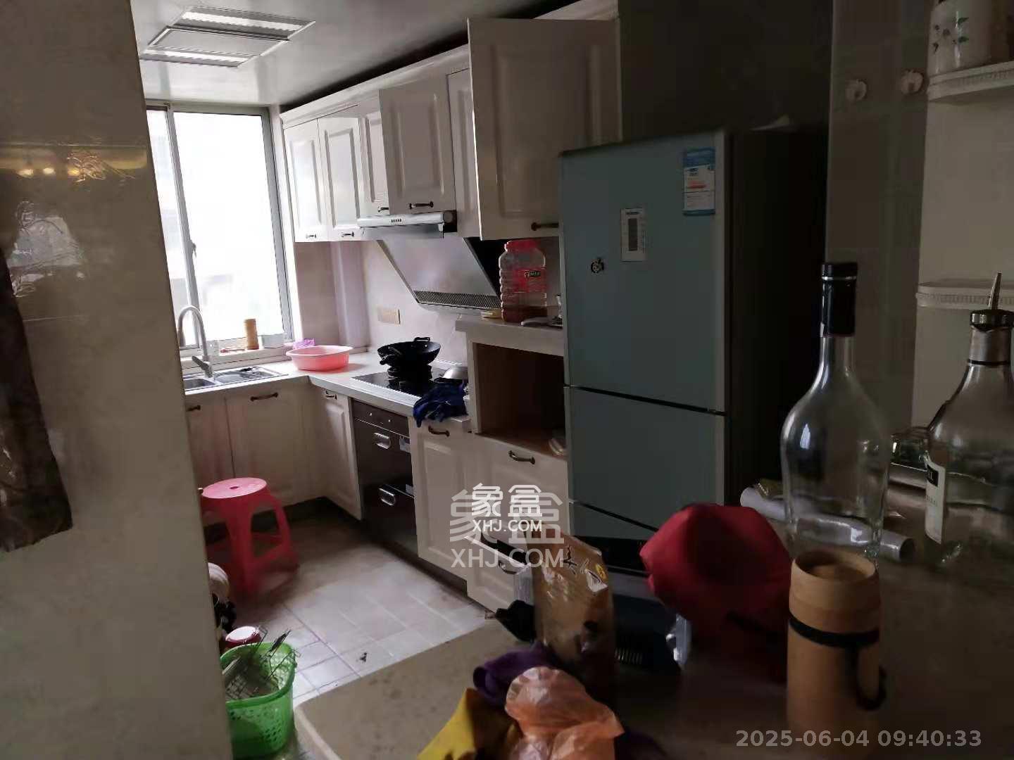 红树湾  3室2厅2卫   2200.00元/月室内图