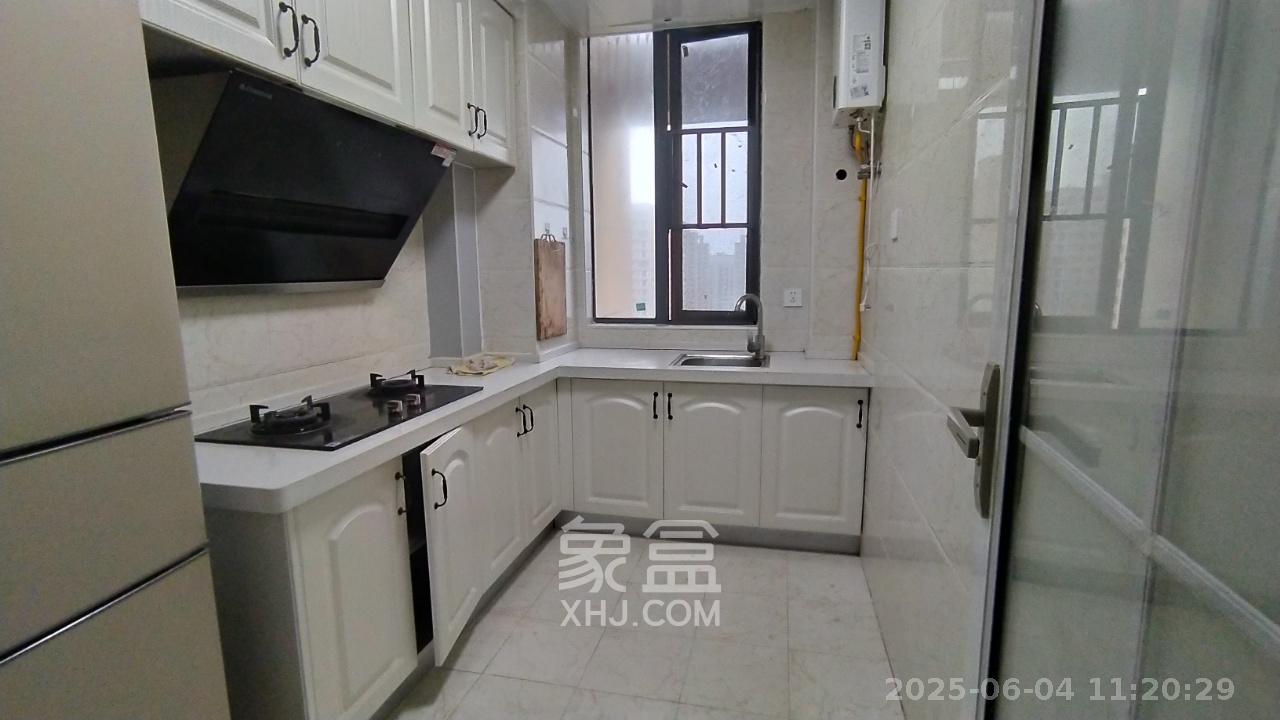 澳海月亮湾  3室2厅1卫   1800.00元/月室内图