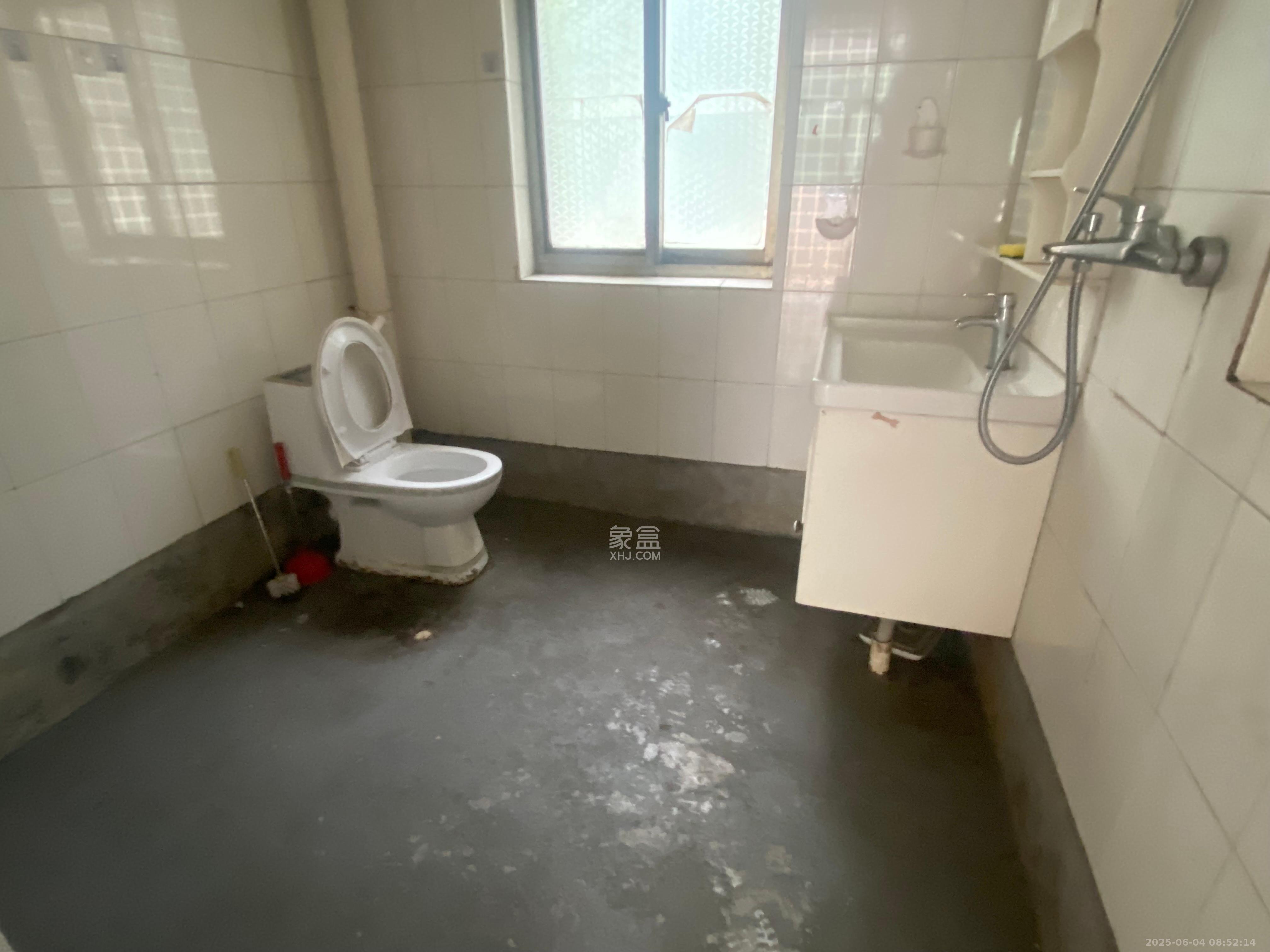 白沙家园(白沙欣苑) 4室2厅1卫 3600.0元/月 白沙家园(白沙欣苑) 4室2厅1卫 3600.0元/月室内图