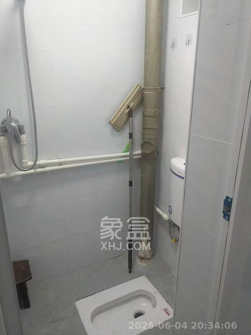 长沙文化广场生活小区  3室1厅1卫   1900.00元/月室内图