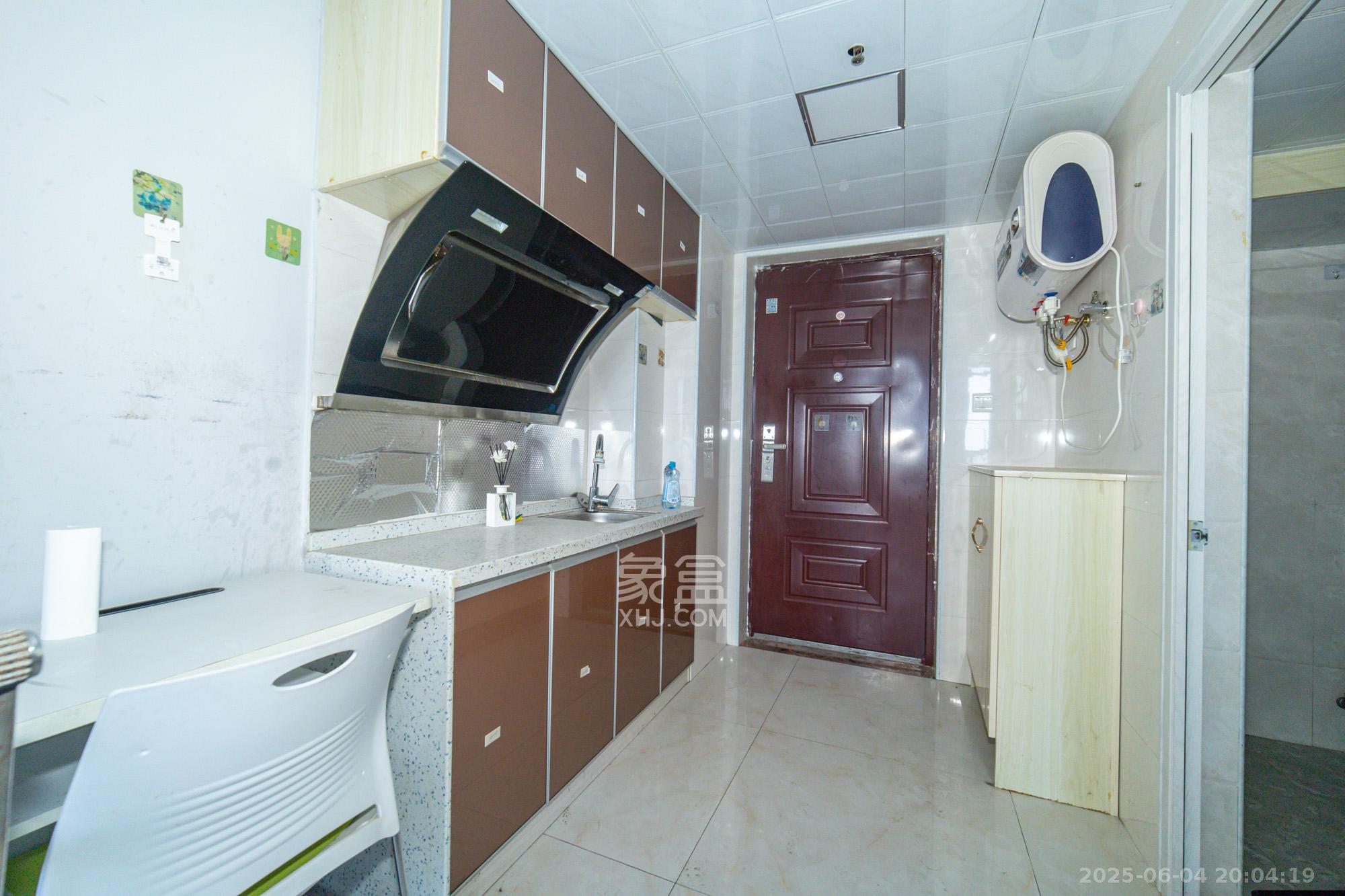 MOMA当代广场  1室1厅1卫    22.0万 MOMA当代广场  1室1厅1卫    22.0万厨房