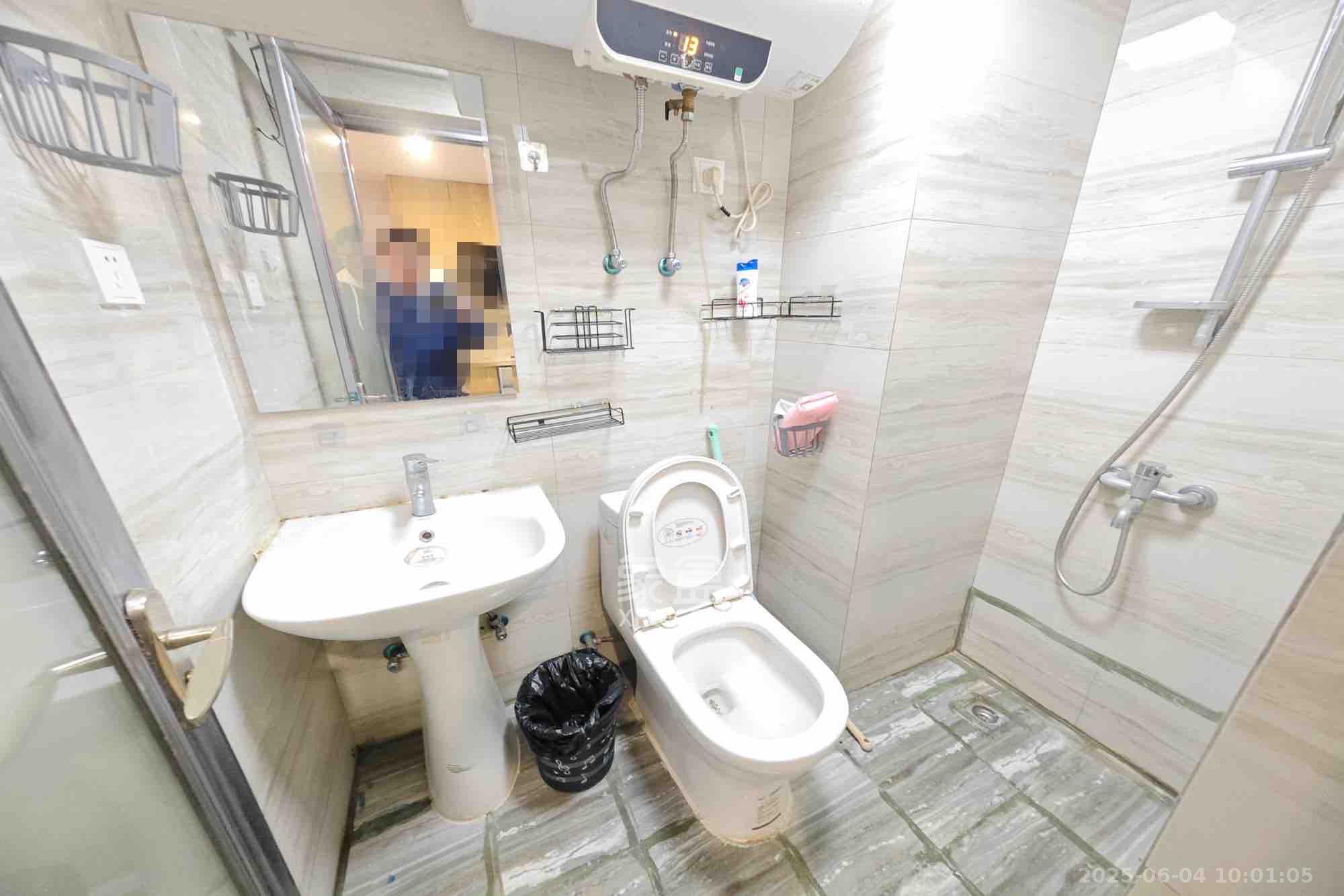 拿铁空间  1室1厅1卫    1600.0元/月 拿铁空间  1室1厅1卫    1600.0元/月室内图