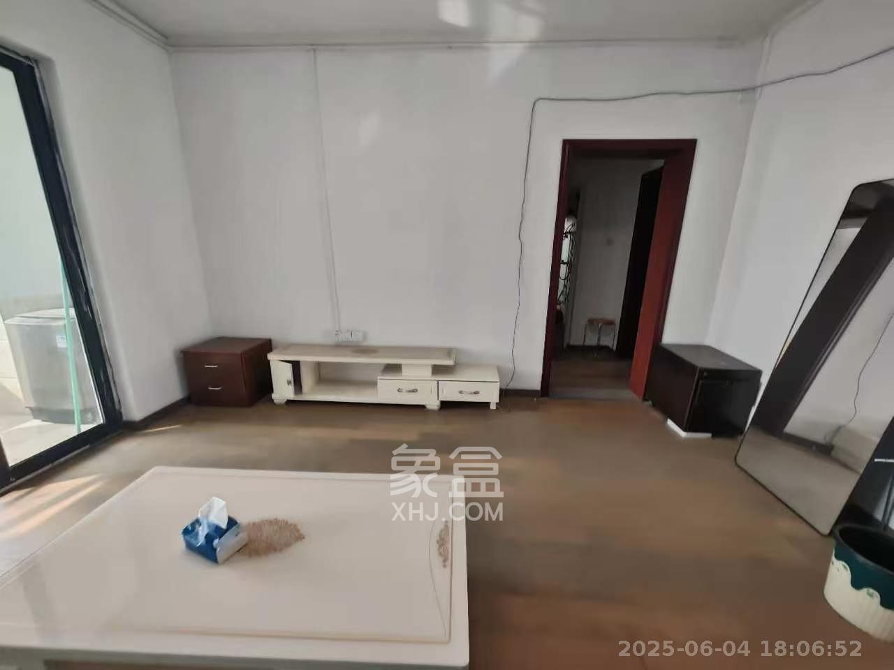 天鸿天府（天鸿中央大院）  2室2厅1卫   1900.00元/月室内图