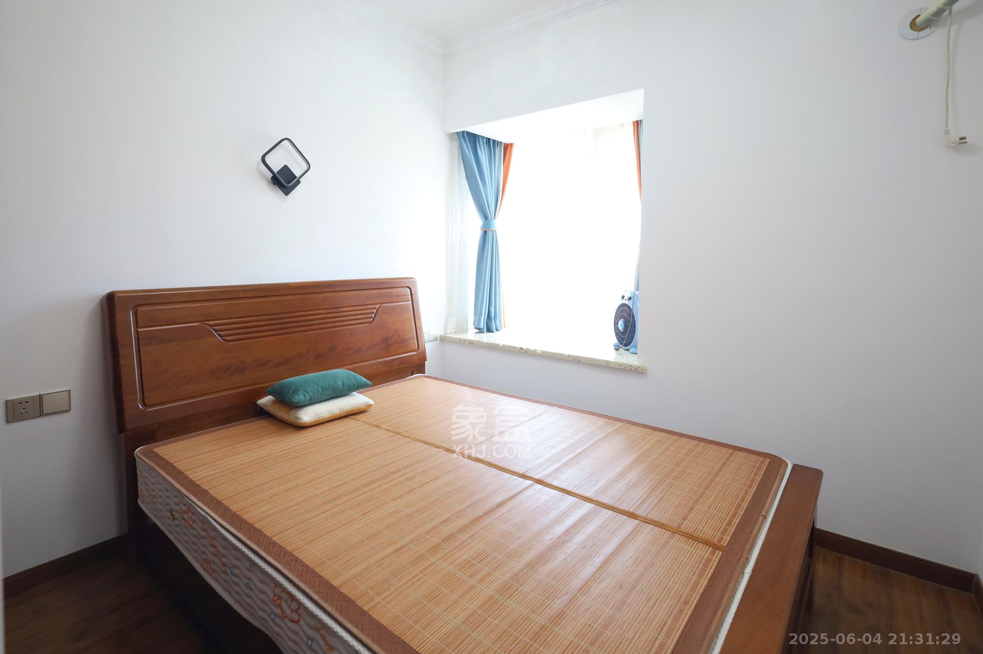 钱隆世家 3室2厅2卫 84.8万 钱隆世家 3室2厅2卫 84.8万卧室