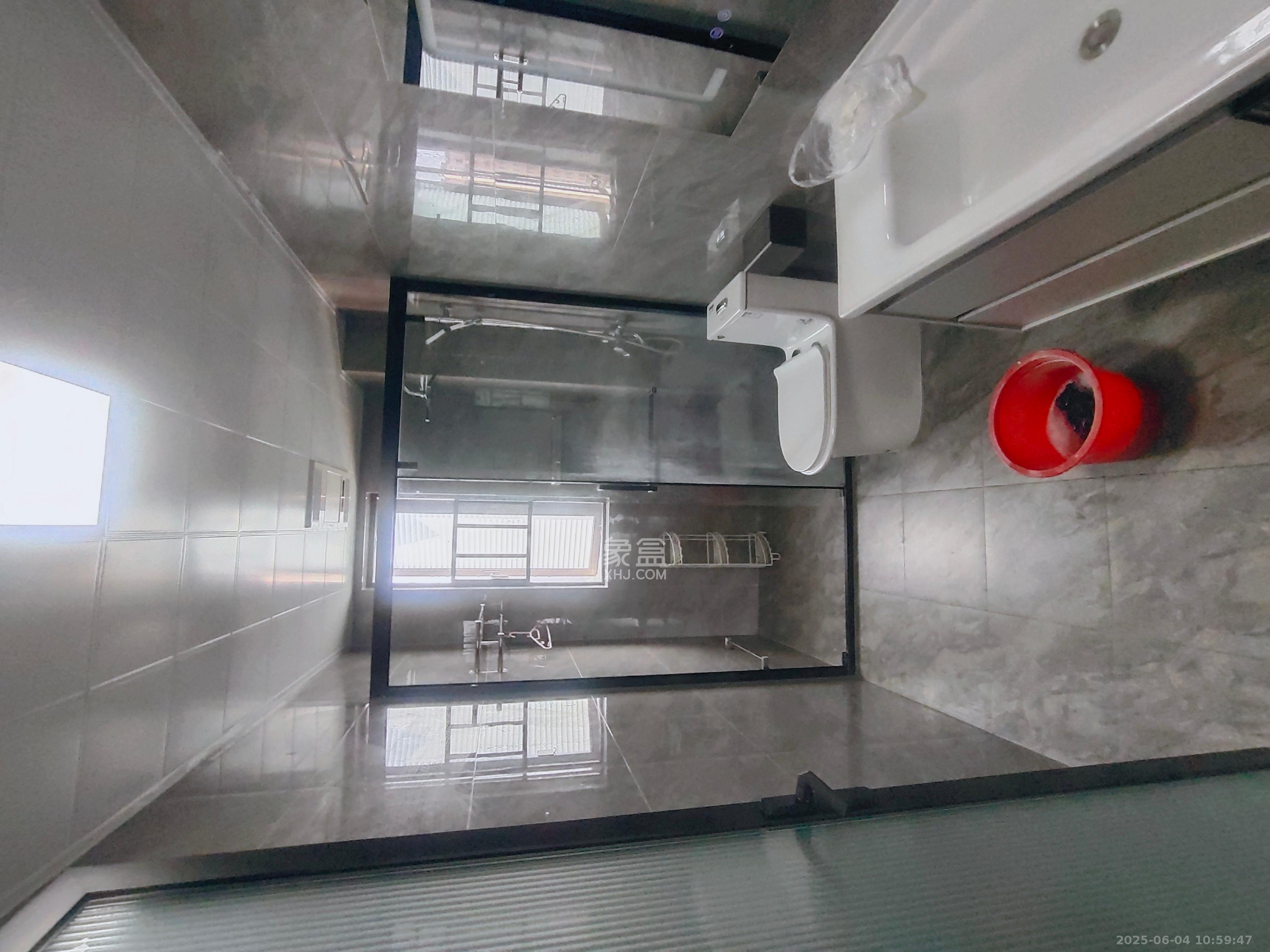 新新花园 3室2厅2卫 2800.0元/月 新新花园 3室2厅2卫 2800.0元/月室内图