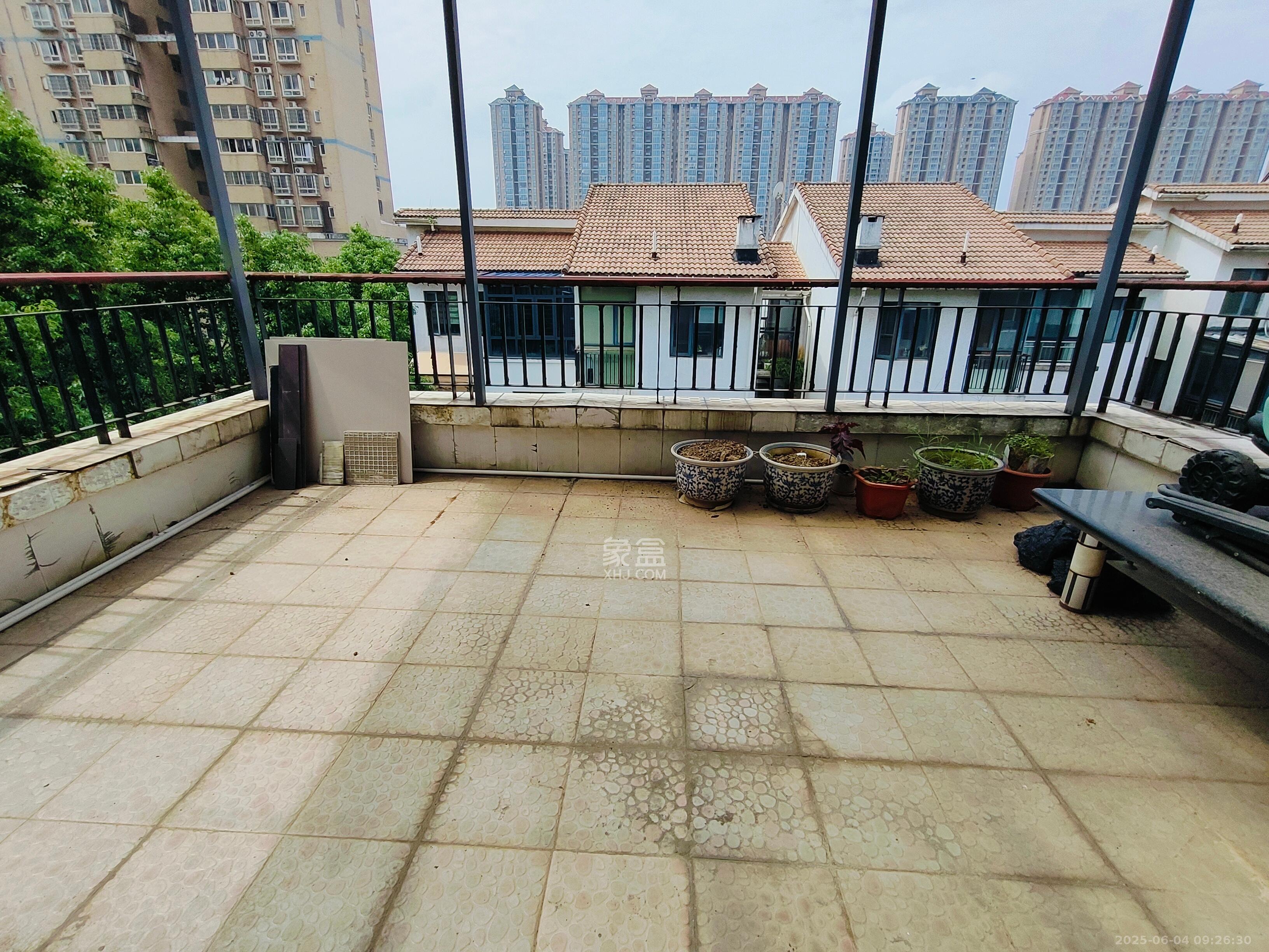 美林水郡  3室2厅1卫   2300.00元/月室内图