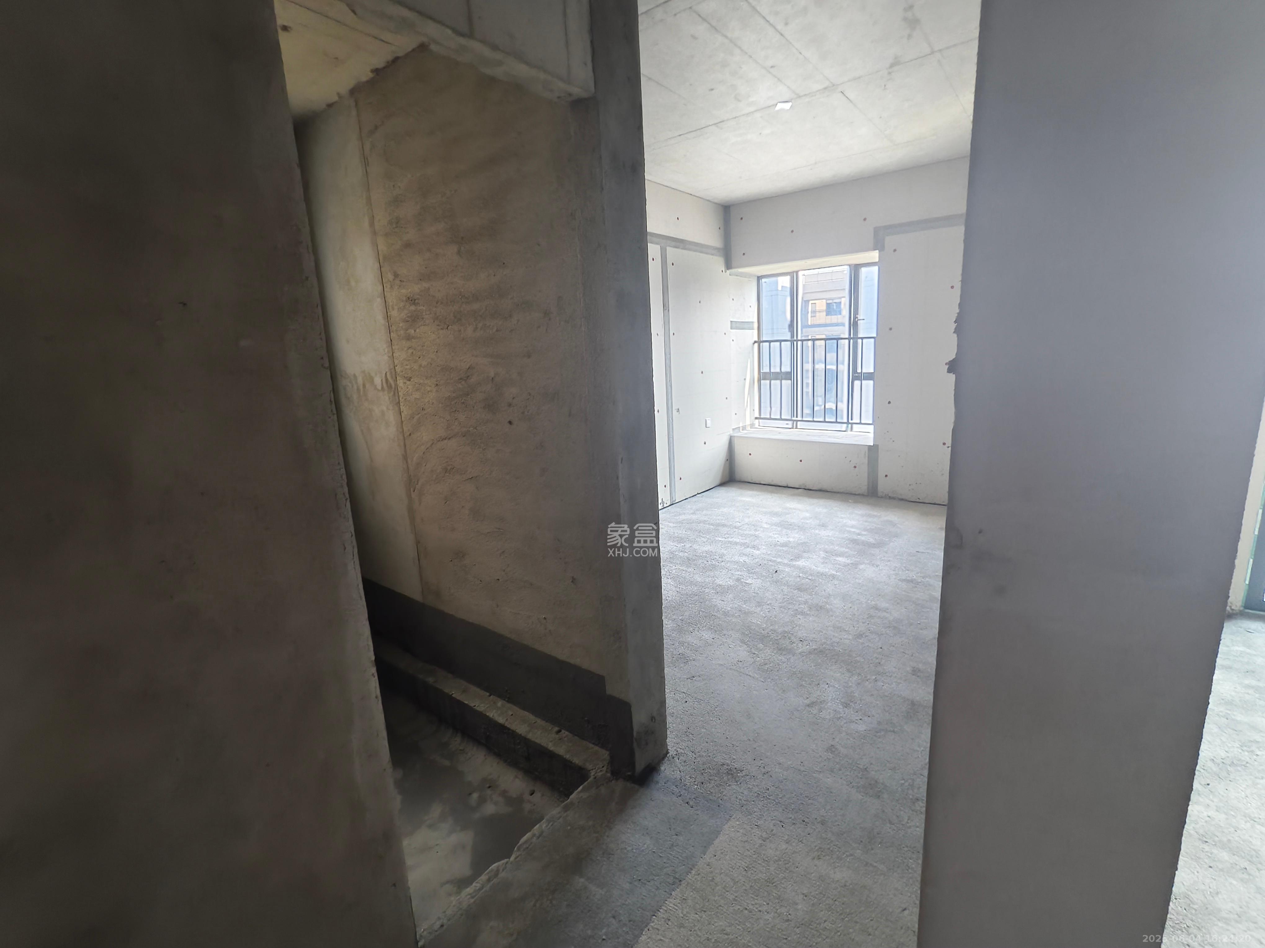 润和星河玥  4室2厅2卫    1400.0元/月 润和星河玥  4室2厅2卫    1400.0元/月