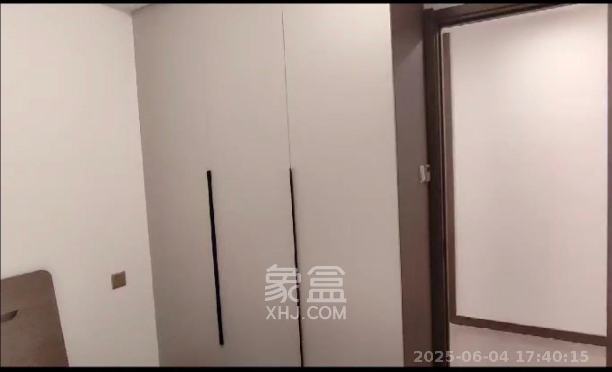 龙湖春江天玺  4室2厅2卫   5000.00元/月室内图