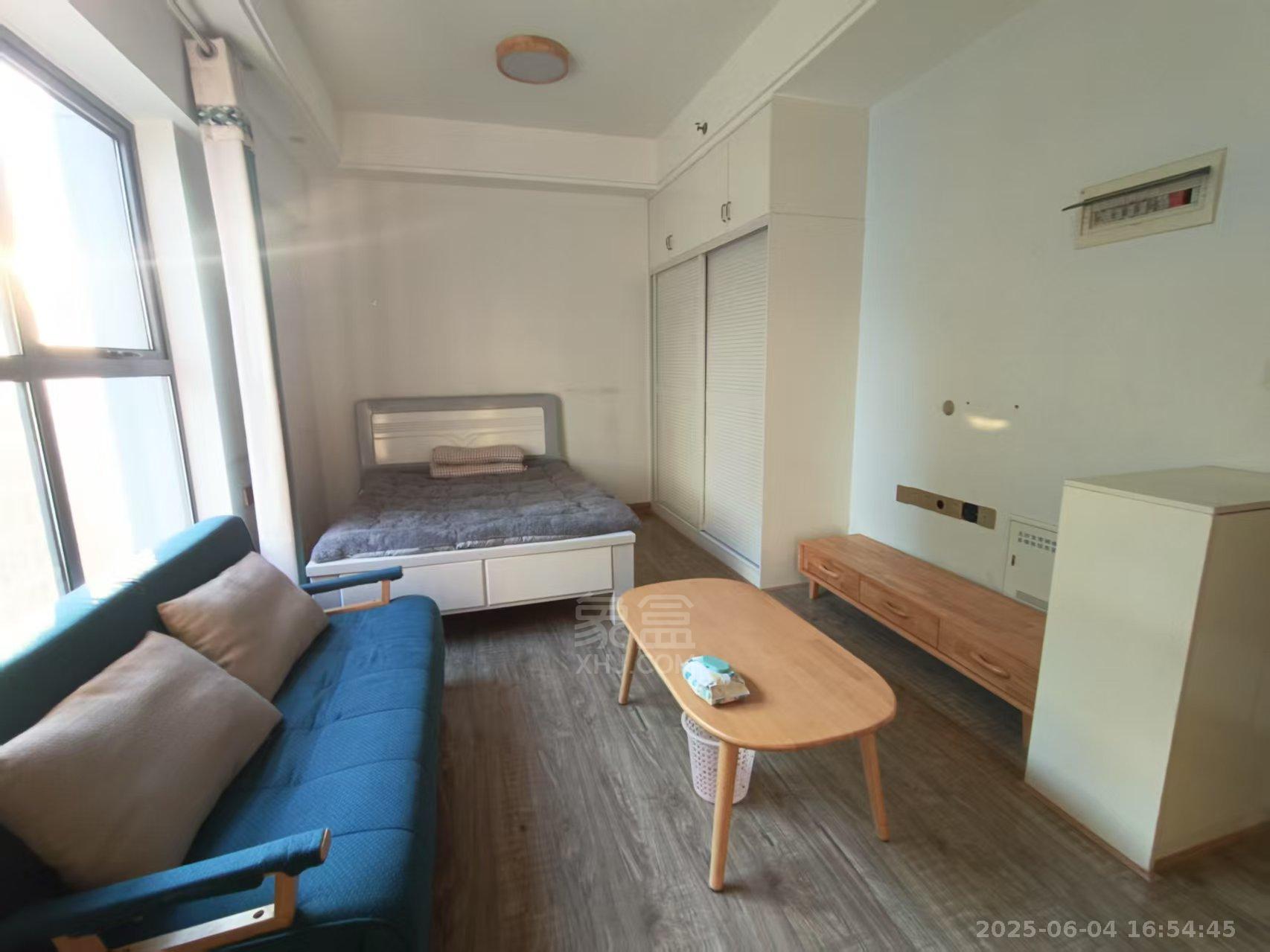 庐山春天 1室1厅1卫 1000.0元/月 庐山春天 1室1厅1卫 1000.0元/月室内图