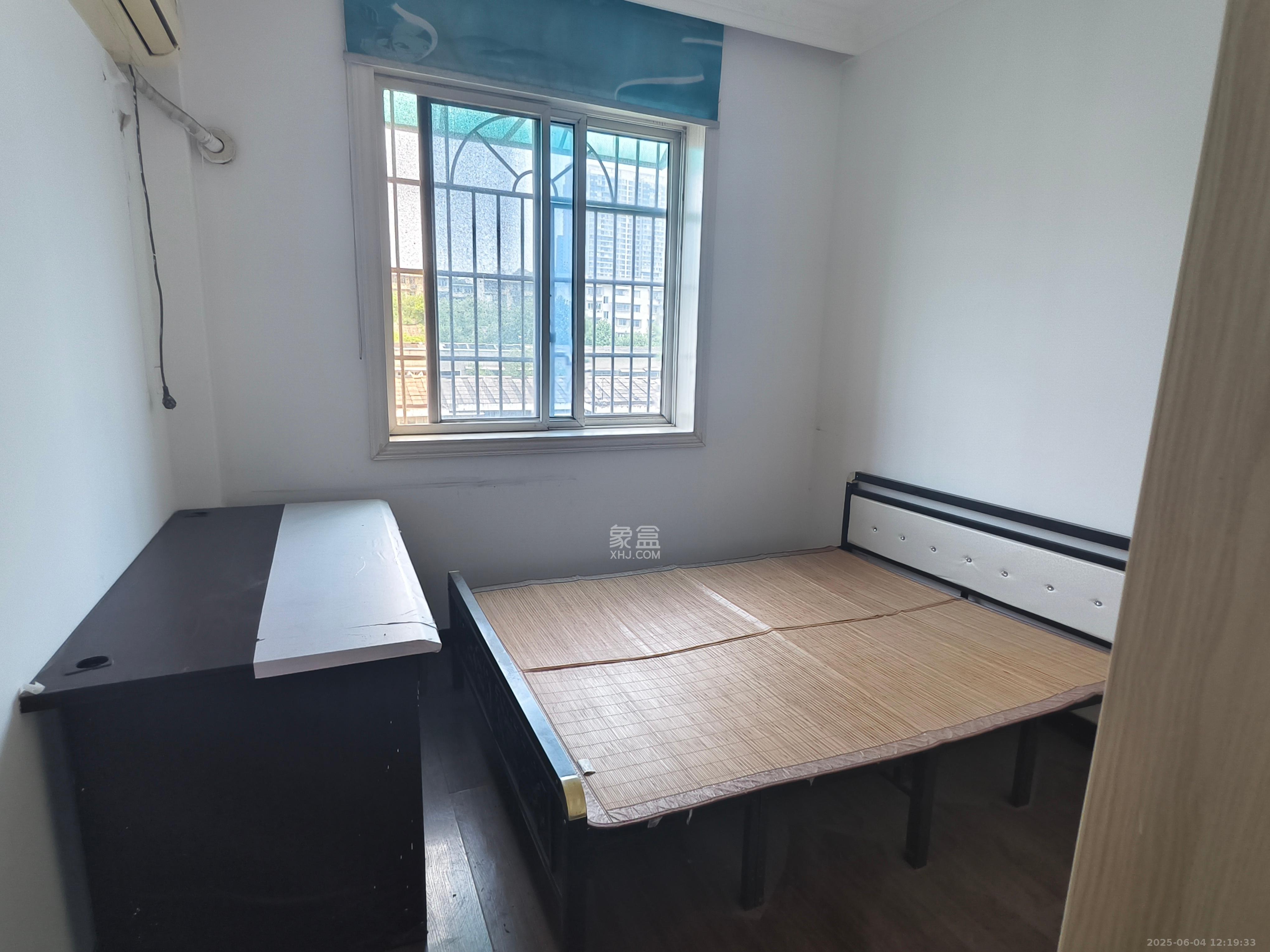 湖开小区（湖南开关厂宿舍）/南大桥社区  2室2厅1卫   1400.00元/月室内图