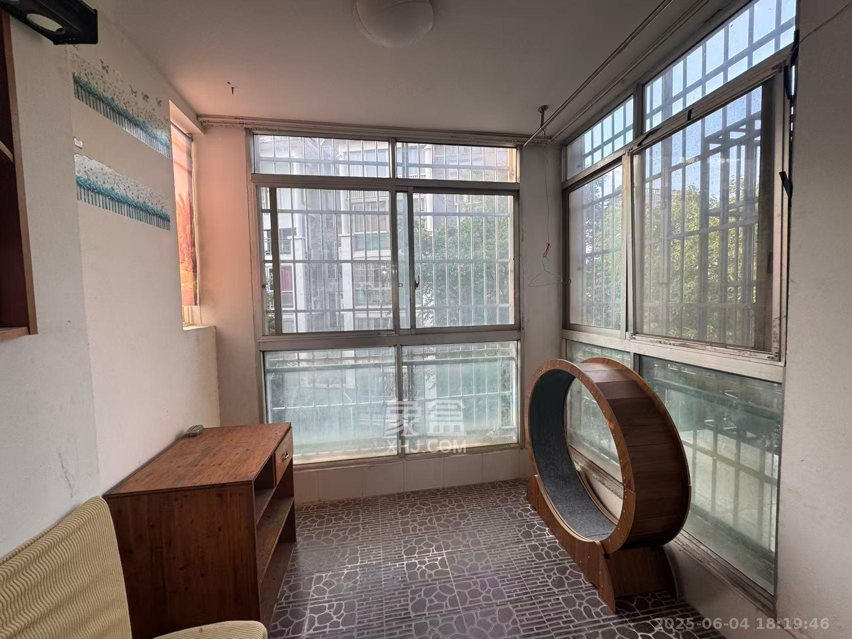 中建桂苑  2室2厅1卫   1500.00元/月室内图