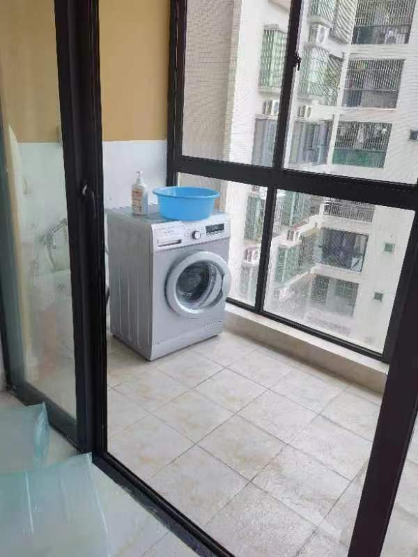 东线一号  2室2厅1卫   2000.00元/月室内图