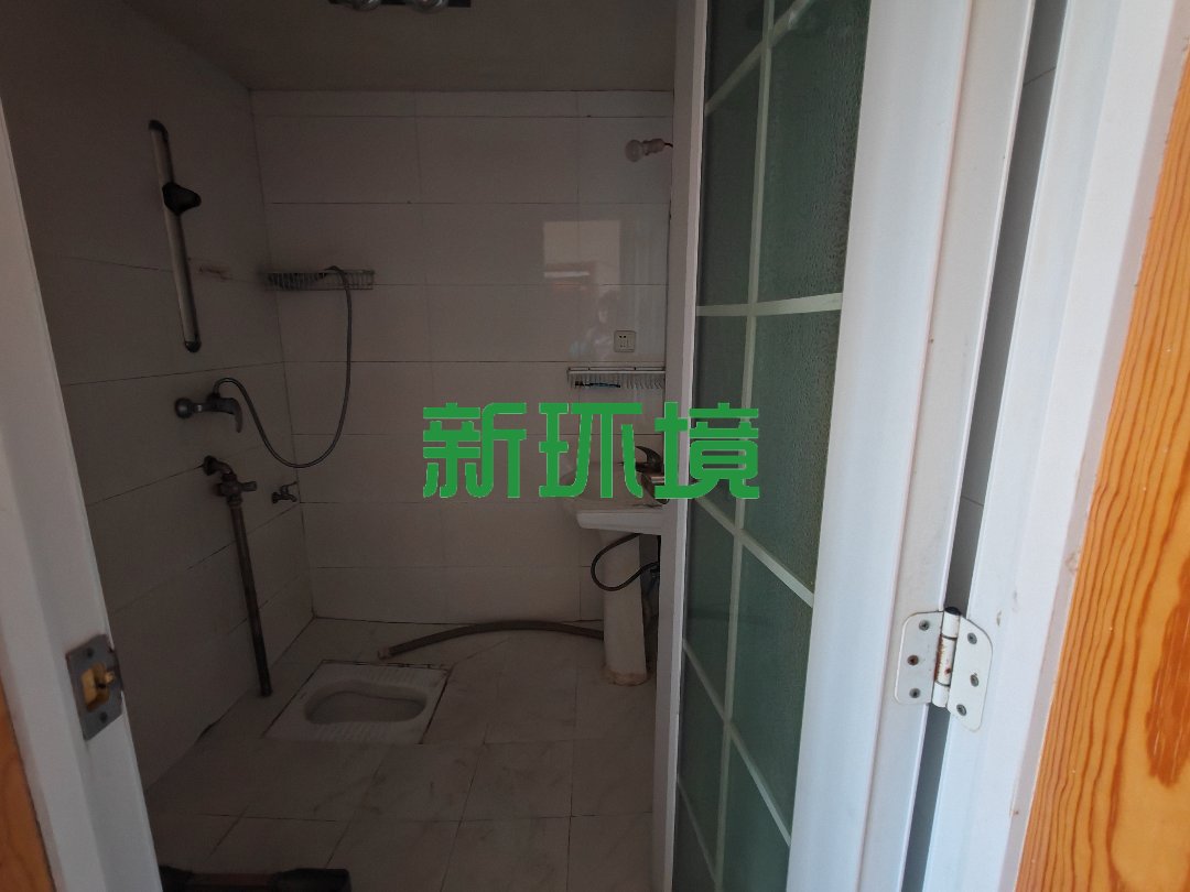 澧滨小区  2室2厅1卫   31.50万客厅