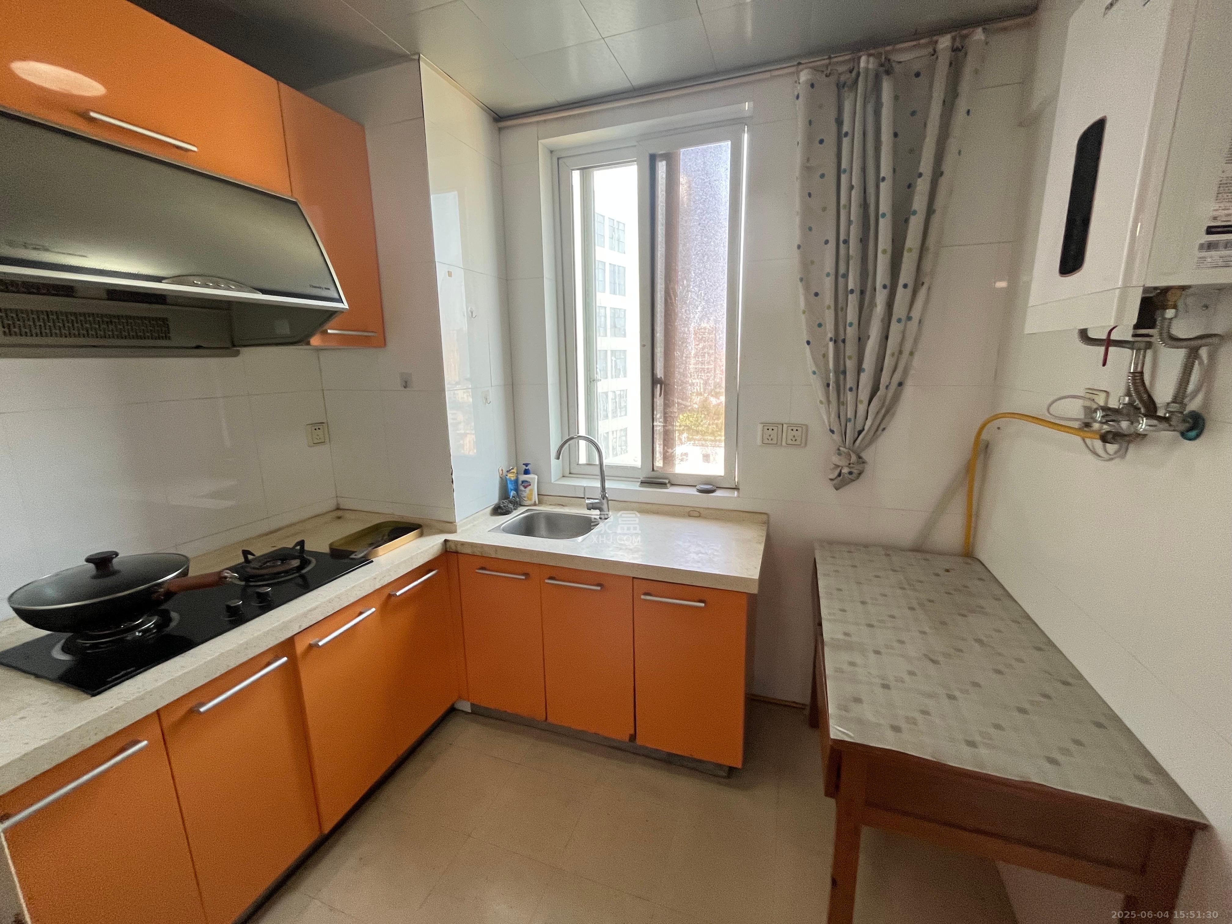 华韵07 2室2厅1卫 2000.0元/月 华韵07 2室2厅1卫 2000.0元/月室内图