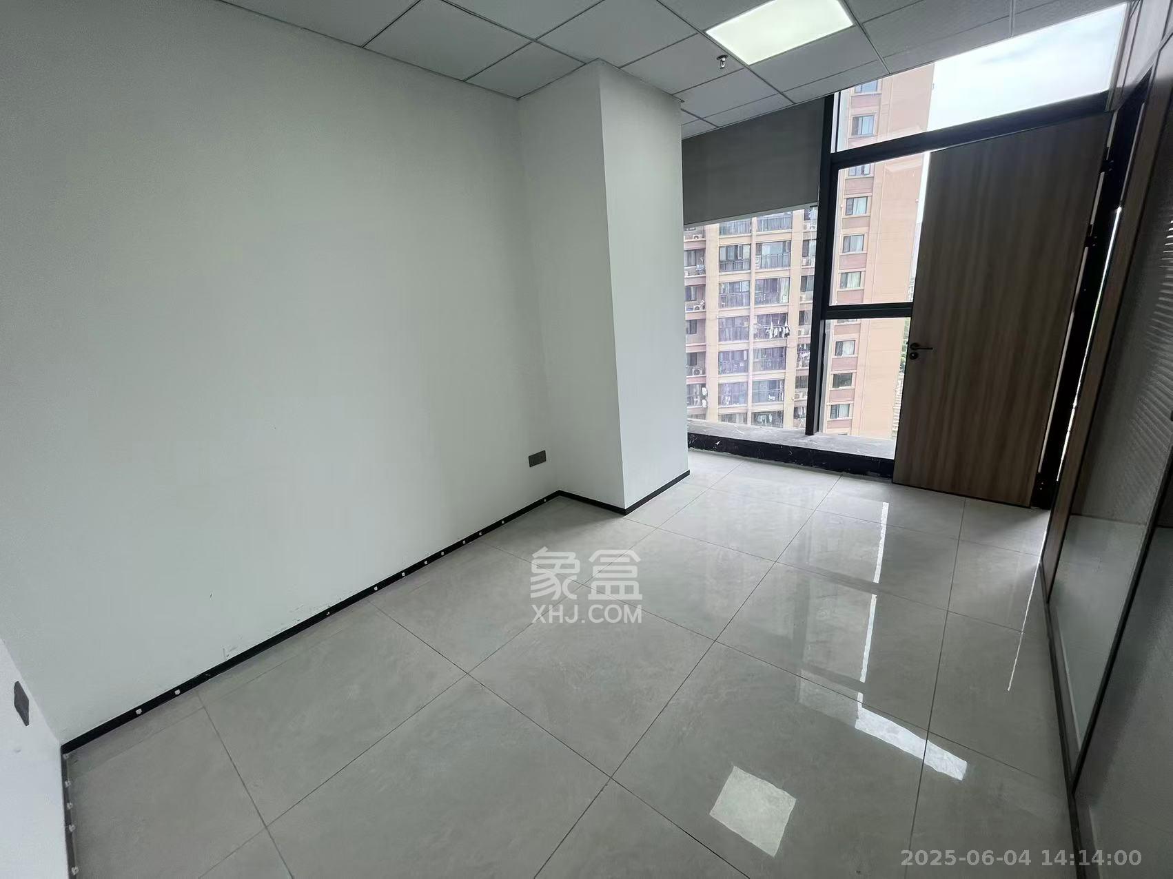 融科东南海   137.0㎡     5200.00元/月室内图