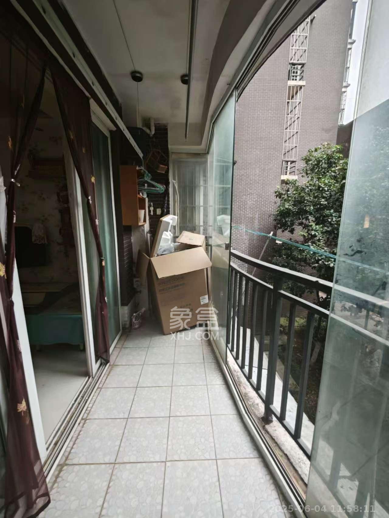 世景华庭  2室1厅1卫   1500.00元/月室内图