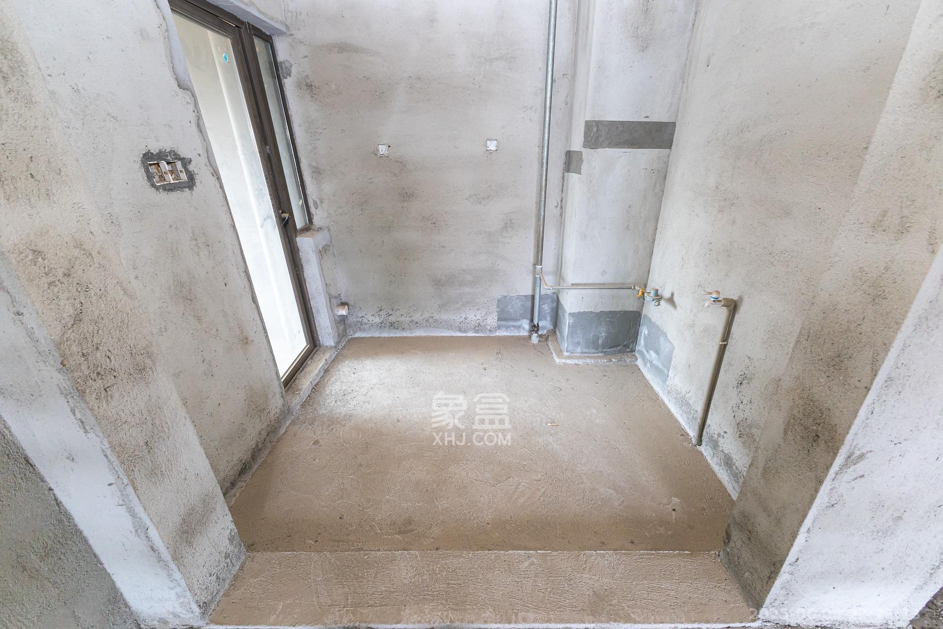 润和又一城  3室2厅1卫    65.0万 润和又一城  3室2厅1卫    65.0万厨房