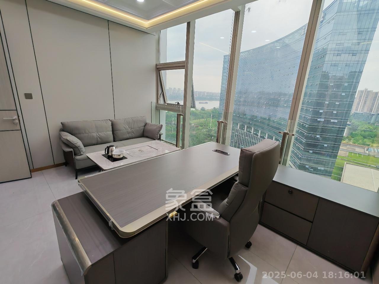 柏宁地王广场   250.0㎡      16800.0元/月室内图