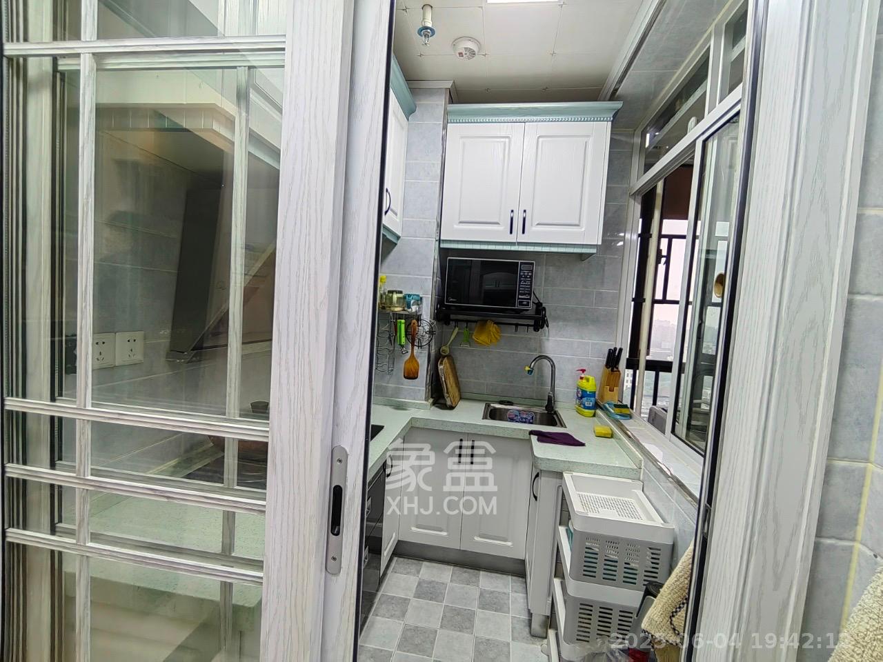 荣悦台 1室1厅1卫 2000.0元/月 荣悦台 1室1厅1卫 2000.0元/月室内图