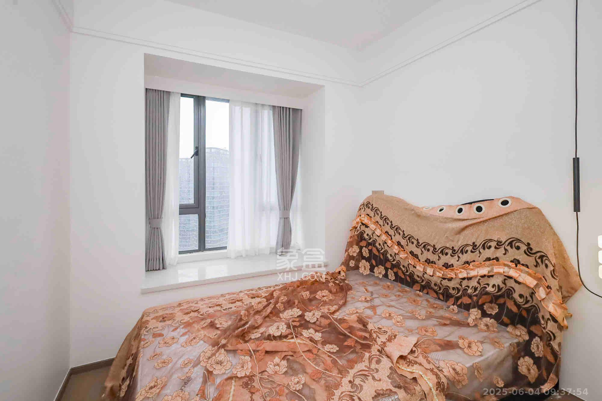 复地滨江金融中心  4室2厅1卫    7000.0元/月 复地滨江金融中心  4室2厅1卫    7000.0元/月室内图