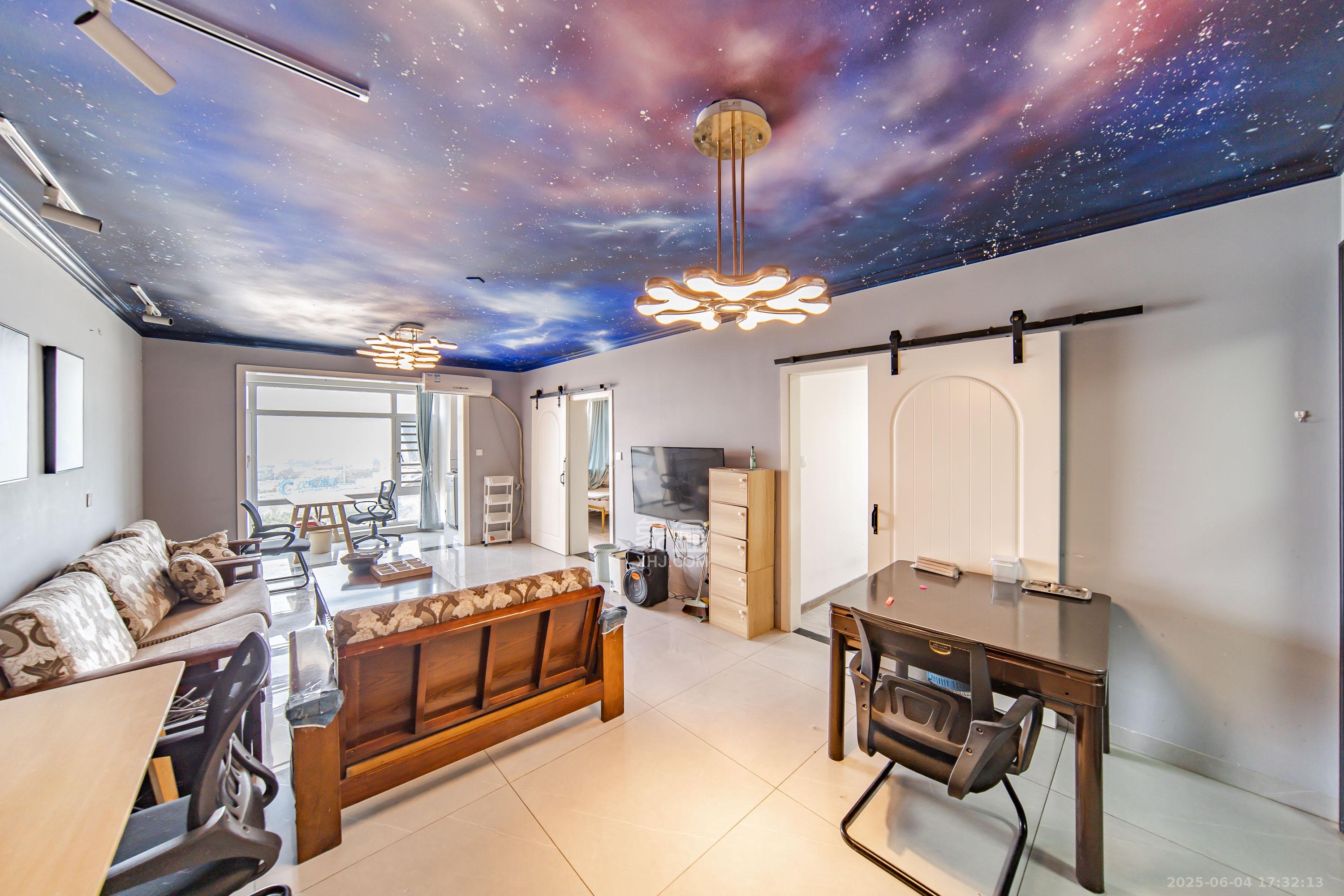 洋湖春园 2室1厅1卫 54.0万 洋湖春园 2室1厅1卫 54.0万客厅