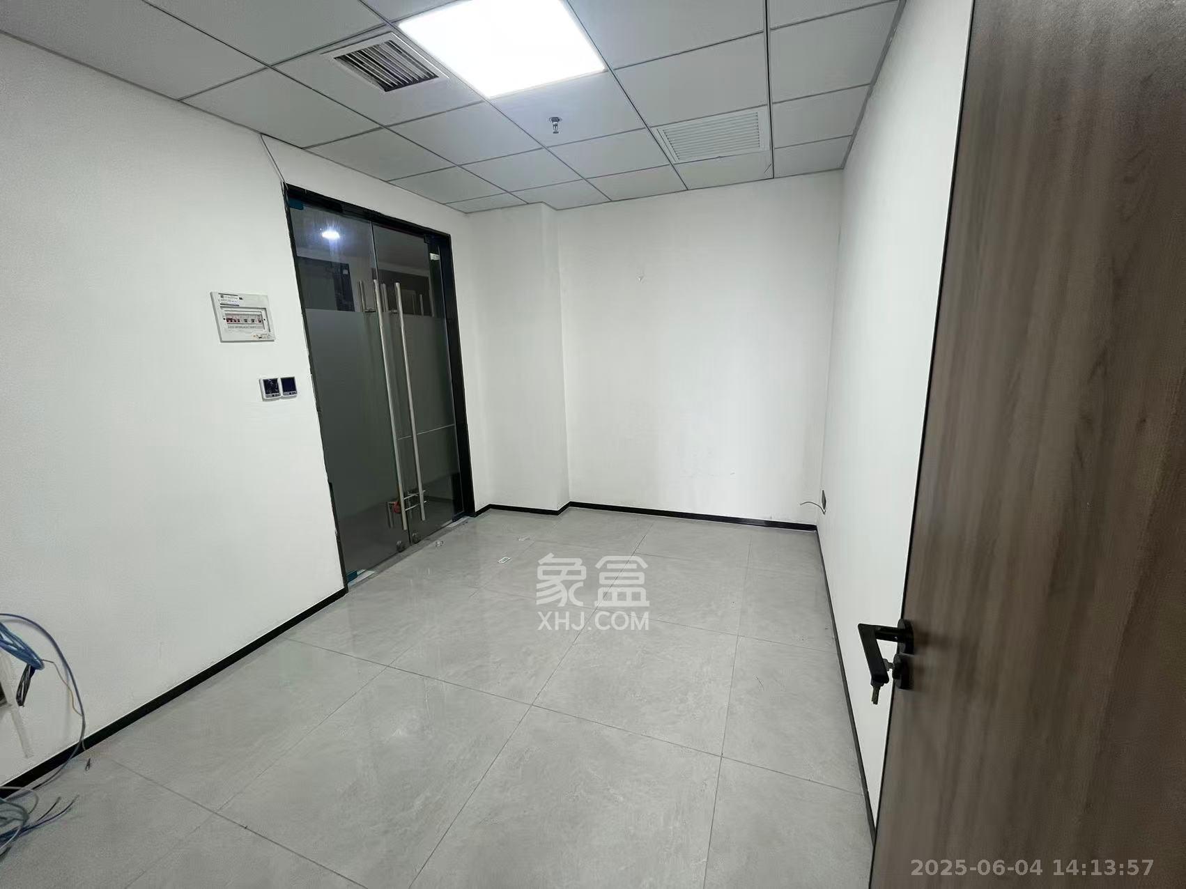 融科东南海   137.0㎡     5200.00元/月