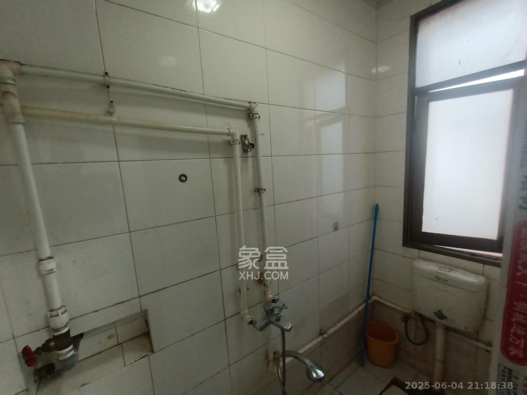 杏花园小区 2室1厅1卫 1100.0元/月 杏花园小区 2室1厅1卫 1100.0元/月室内图