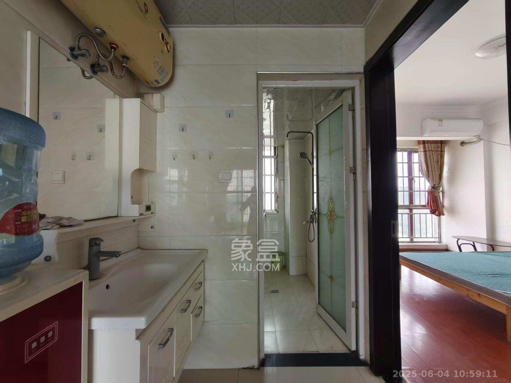 锑都家园 4室2厅2卫 1500.0元/月 锑都家园 4室2厅2卫 1500.0元/月室内图